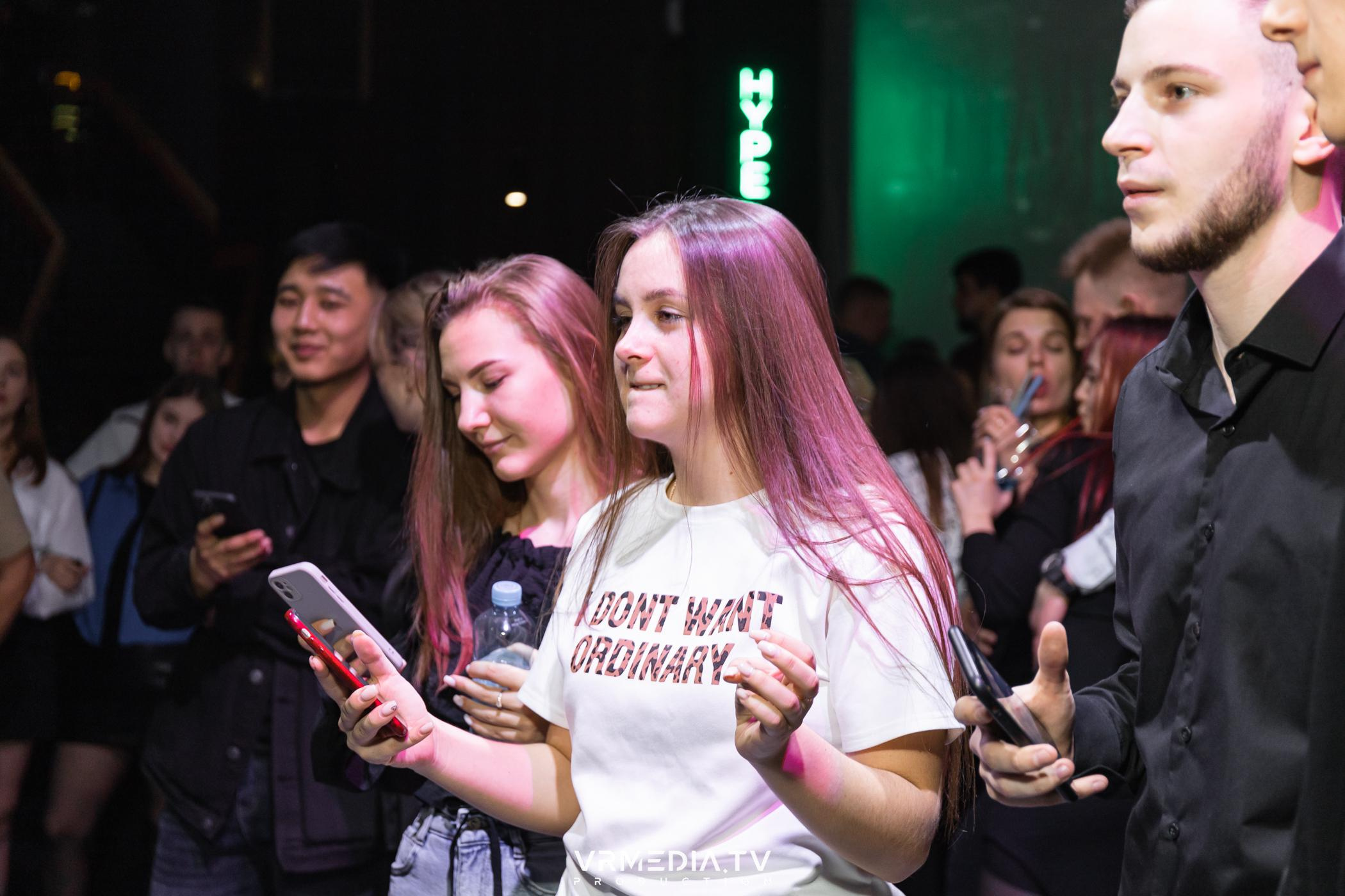 Выходные в баре «DOSKI»