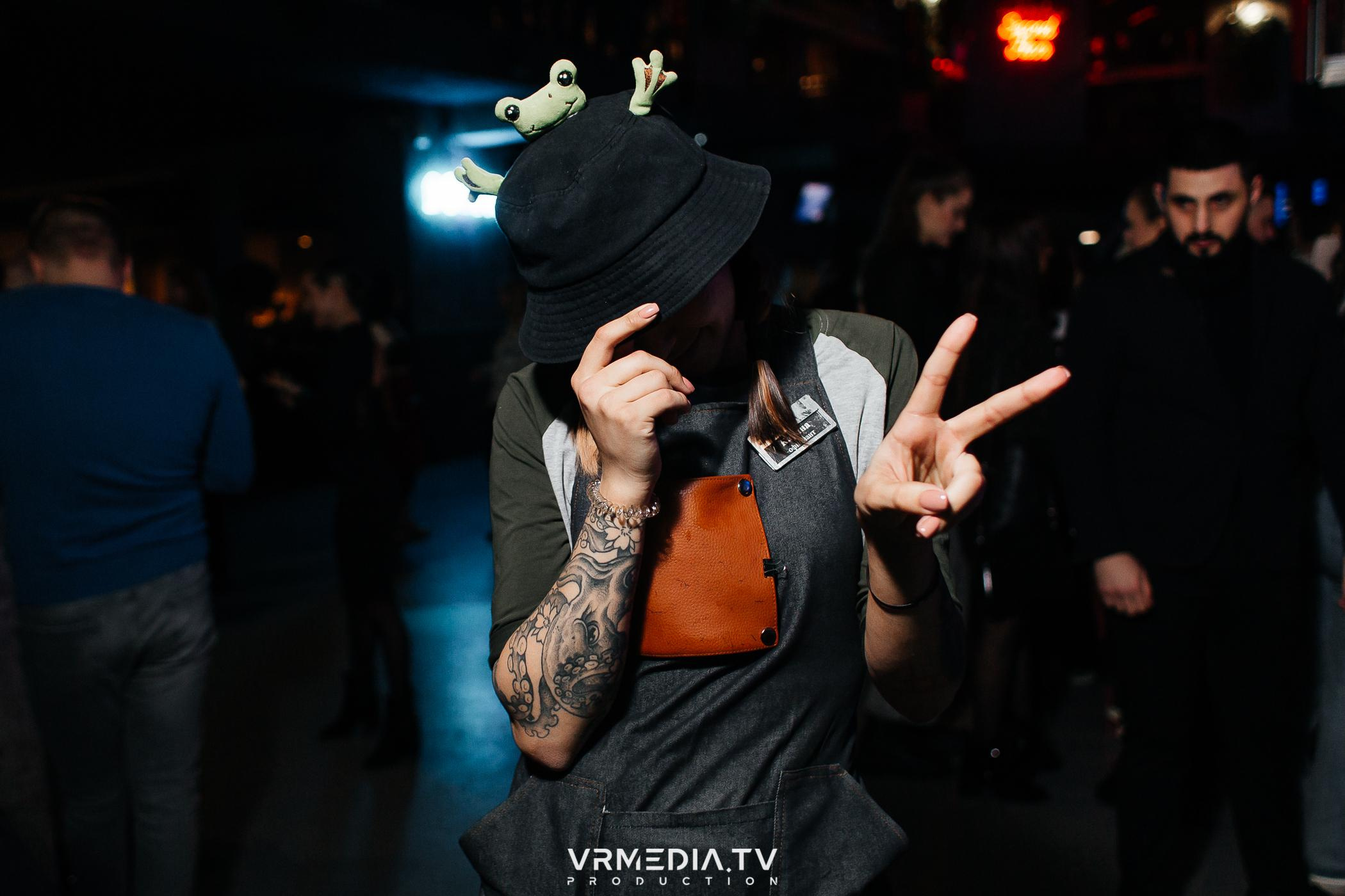 Выходные в баре «DOSKI»