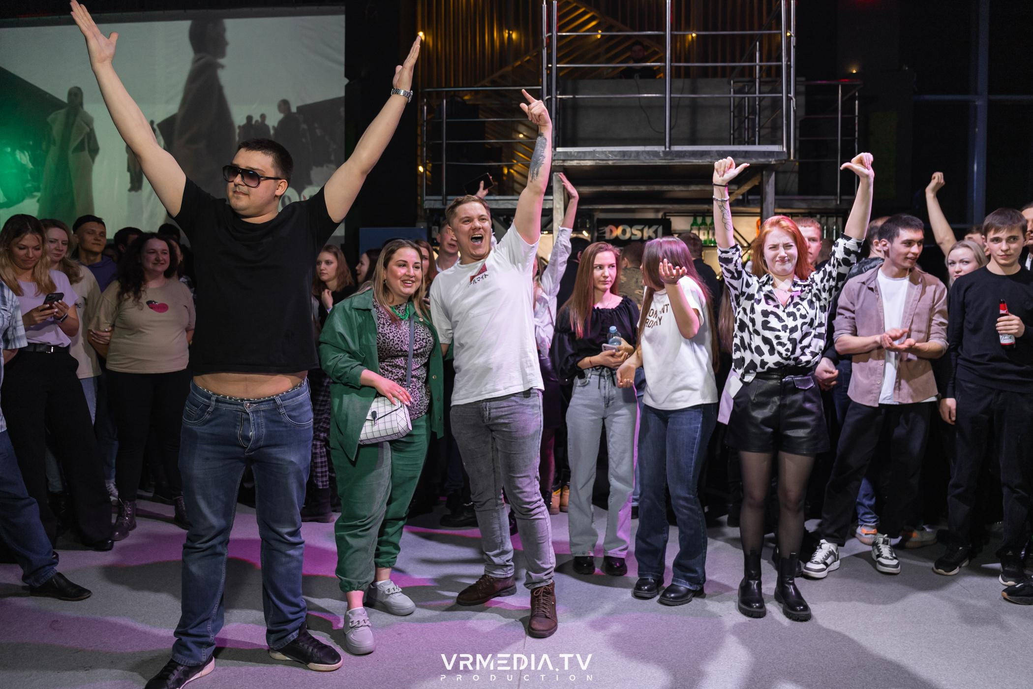 Выходные в баре «DOSKI»