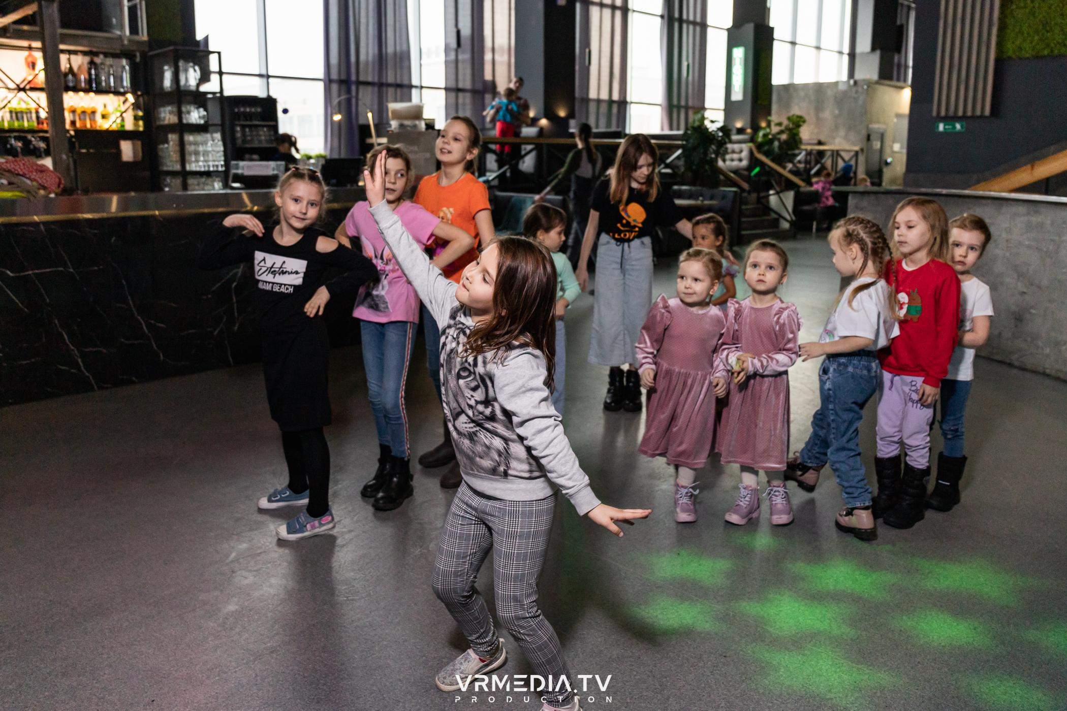 Baby time в баре «DOSKI»