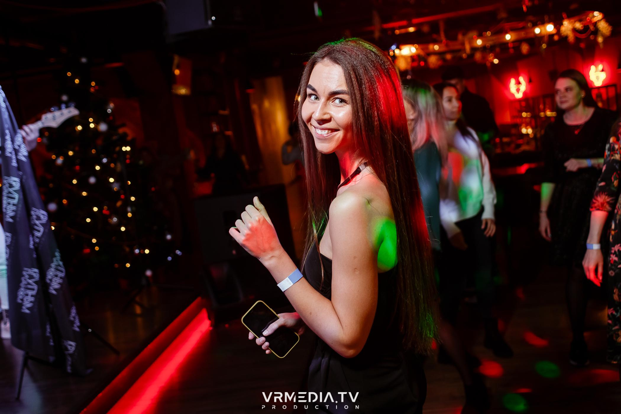 #НОВОГОДНИЕЖАРКИЕДНИИНОЧИ в гриль-баре «Жара»