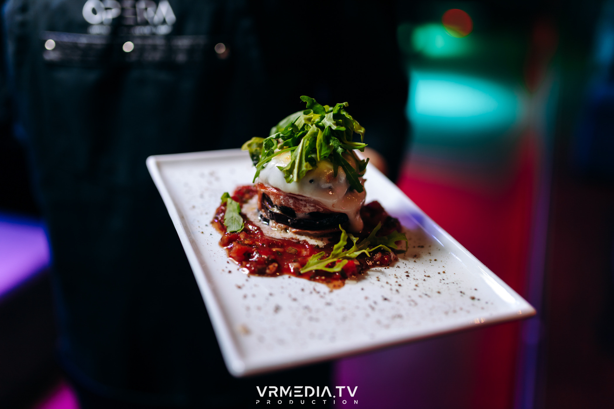 Выходные в караоке-баре «Опера»