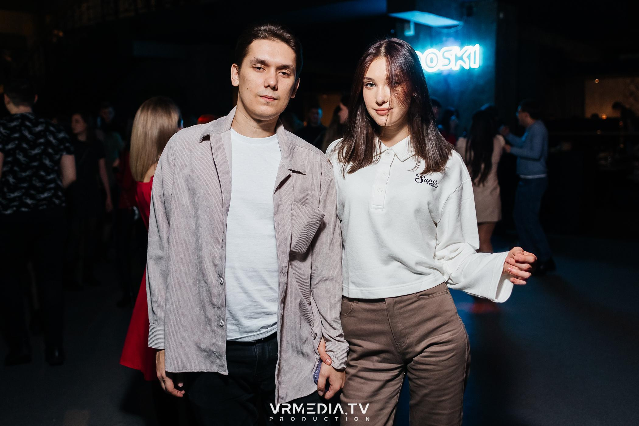 Выходные в баре «DOSKI»