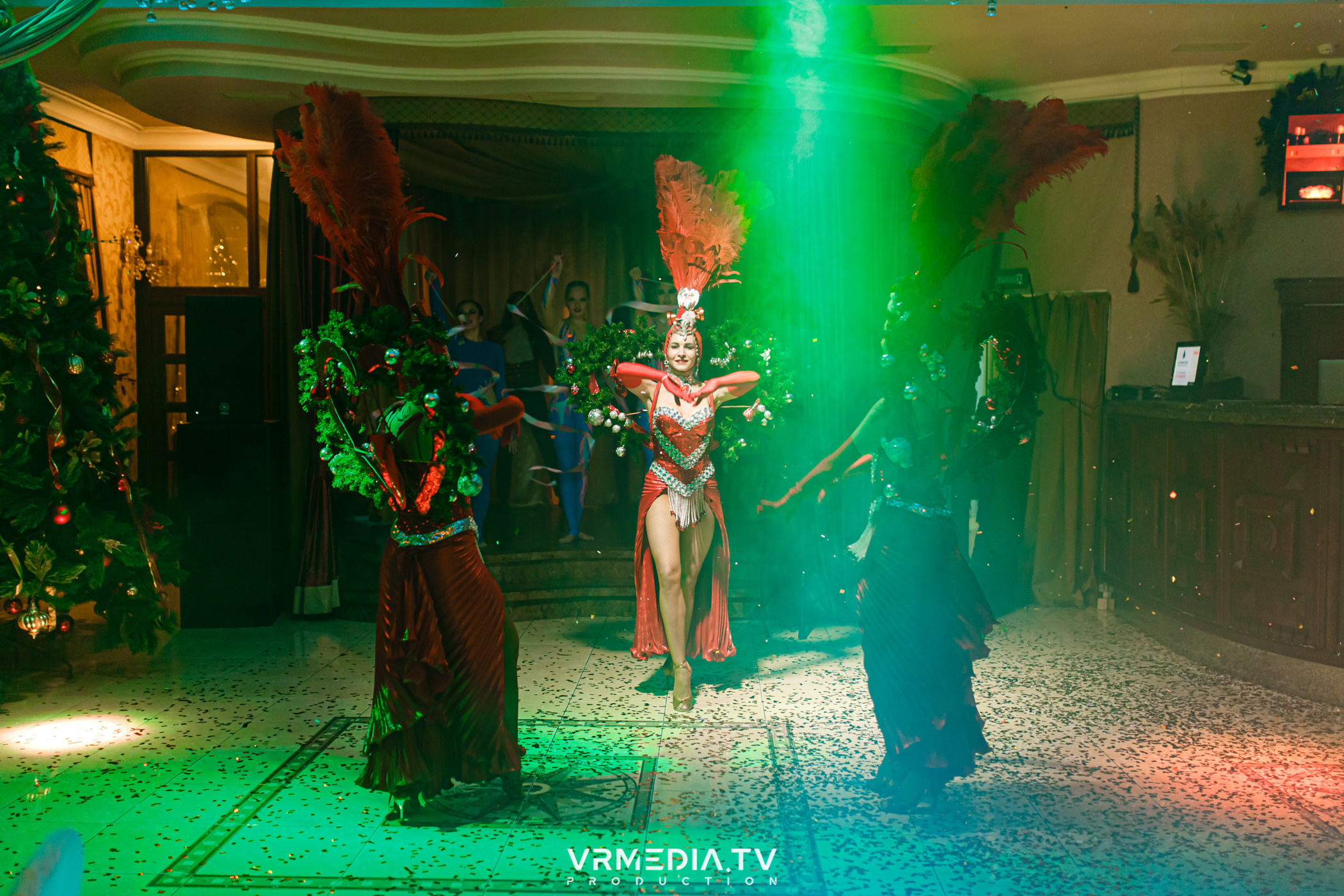 «Новогодний Мюзикл» в ресторане «Лазурный Берег»