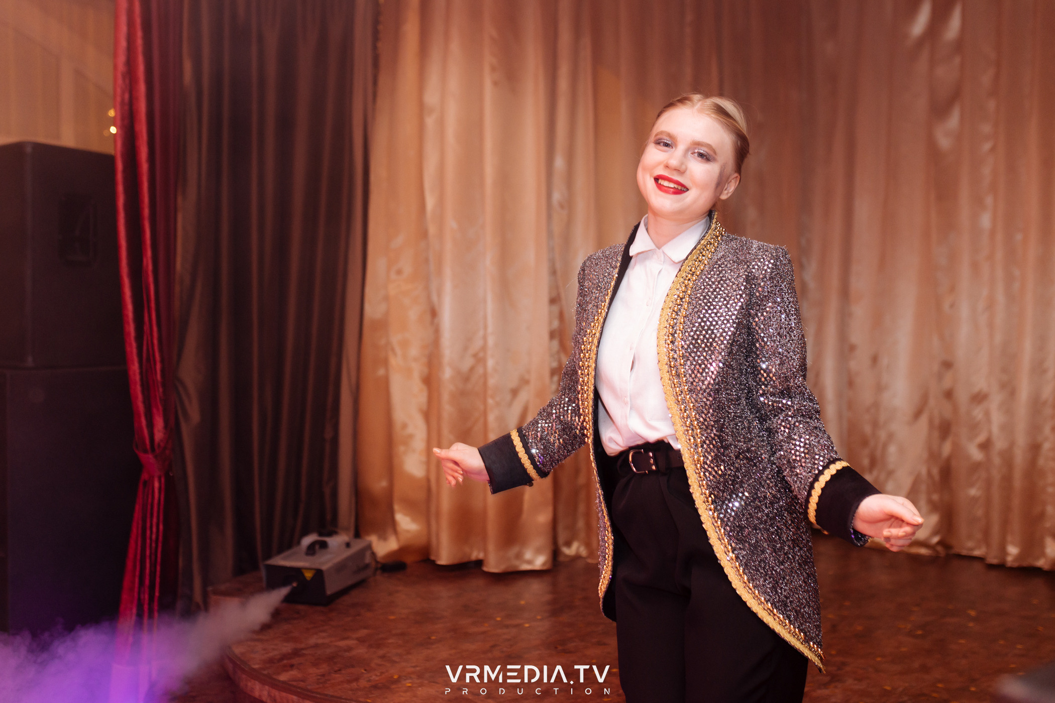 «Новогодний Мюзикл» в ресторане «Лазурный Берег»