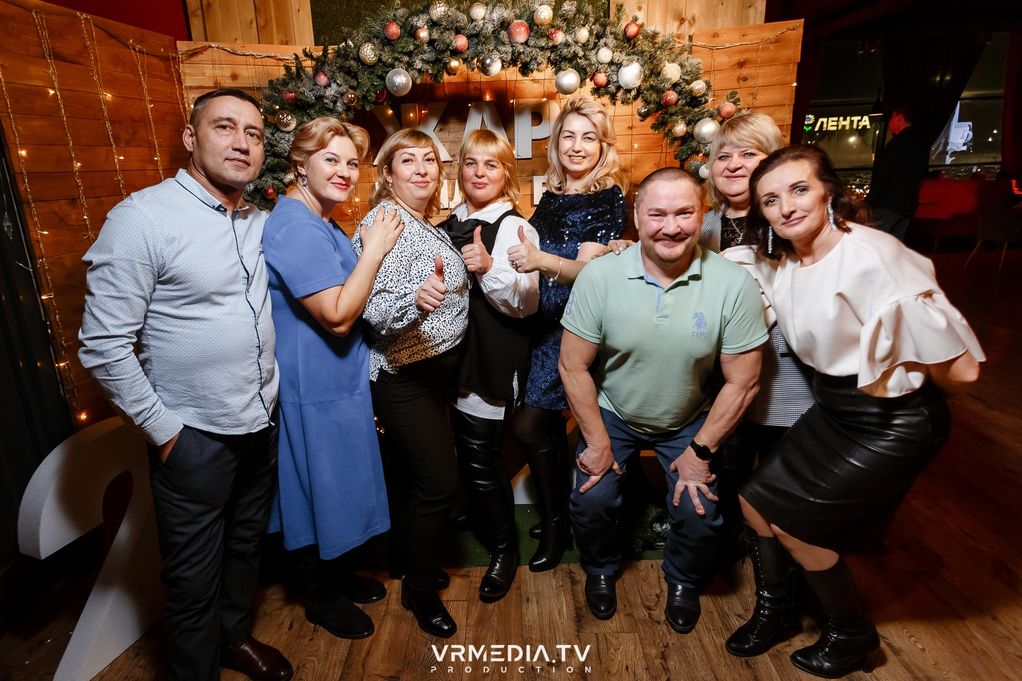 Жаркий новогодний корпоратив в гриль-баре «Жара»