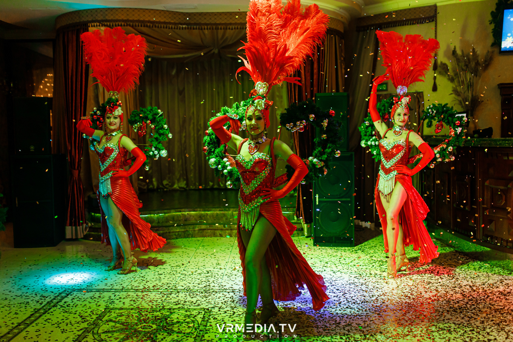 «Новогодний Мюзикл» в ресторане «Лазурный Берег»