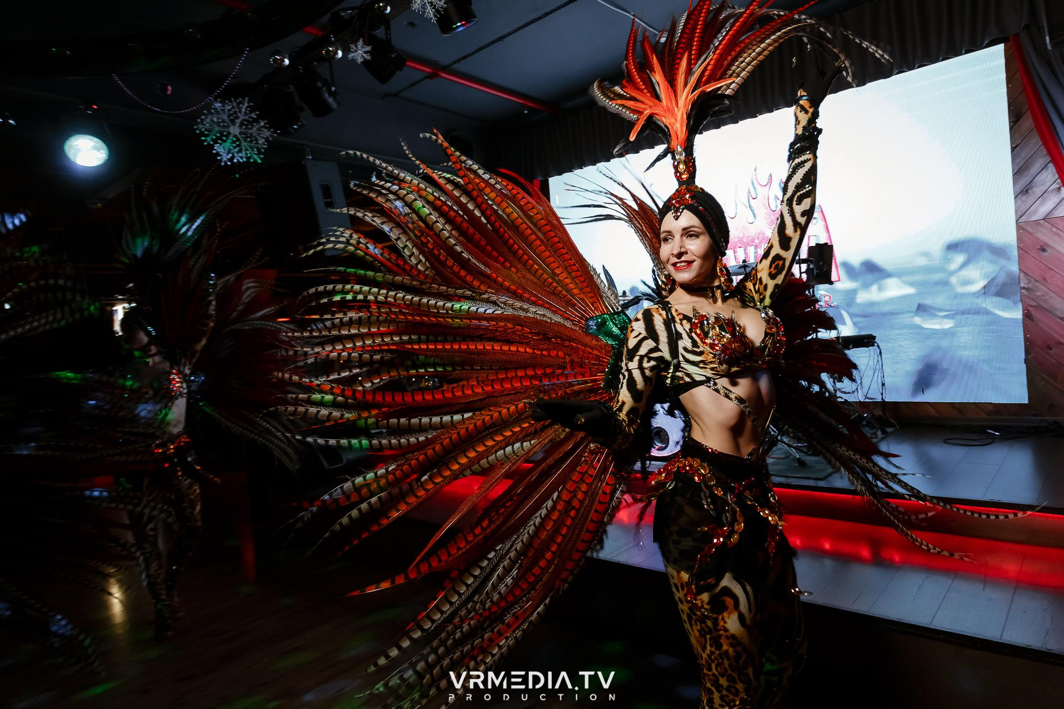 Жаркий новогодний корпоратив в гриль-баре «Жара»