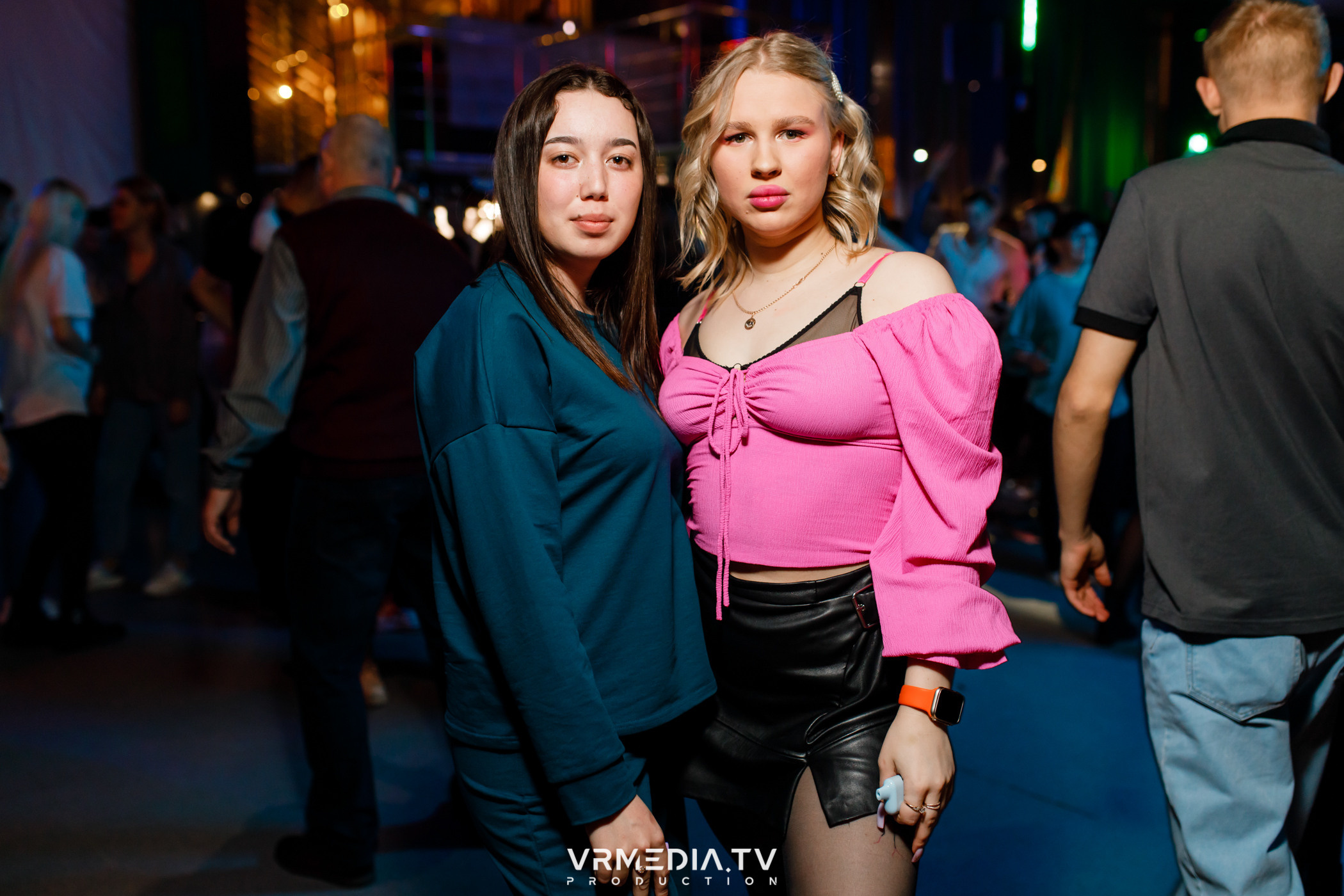 Выходные в баре «DOSKI»