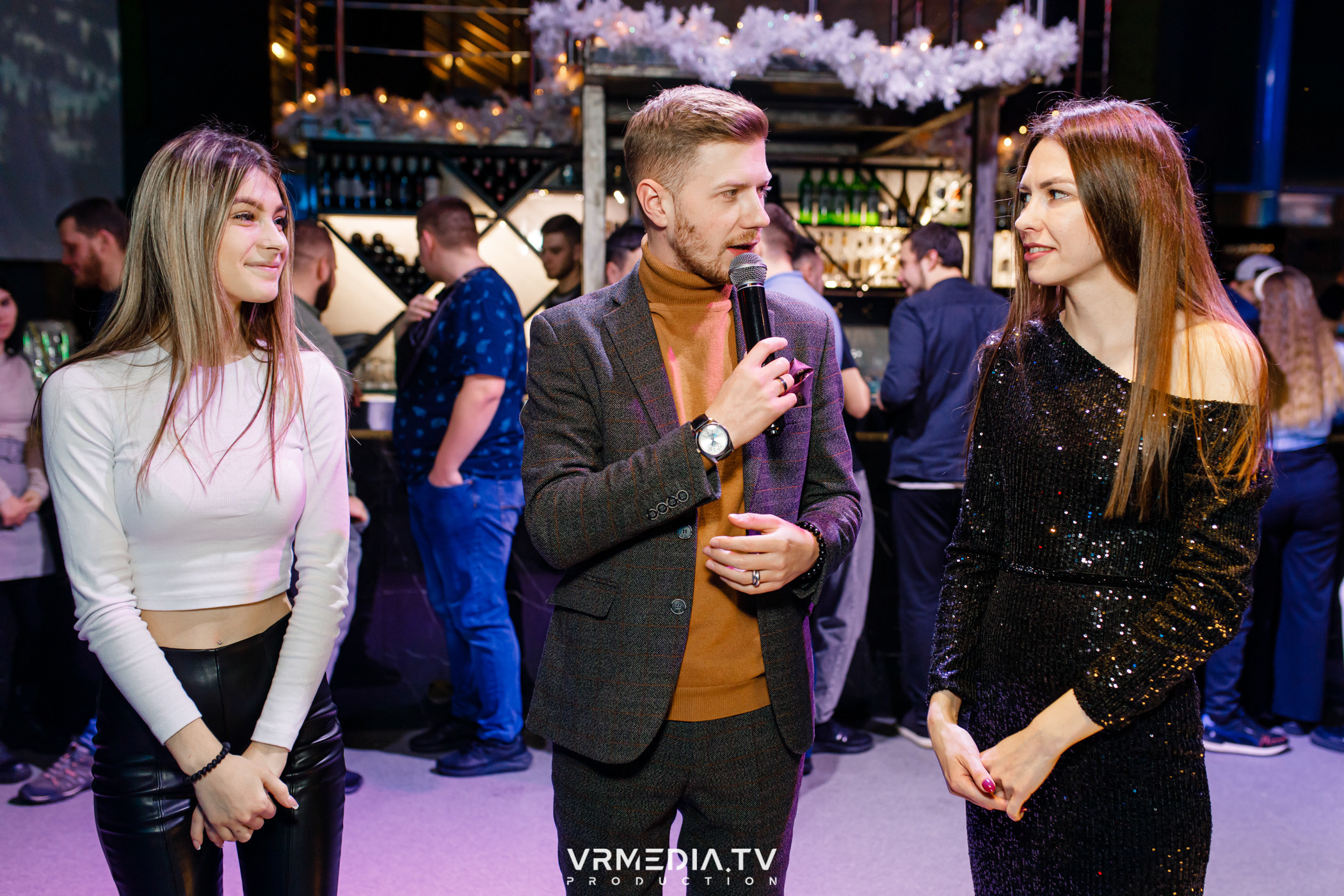 Выходные в баре «DOSKI»