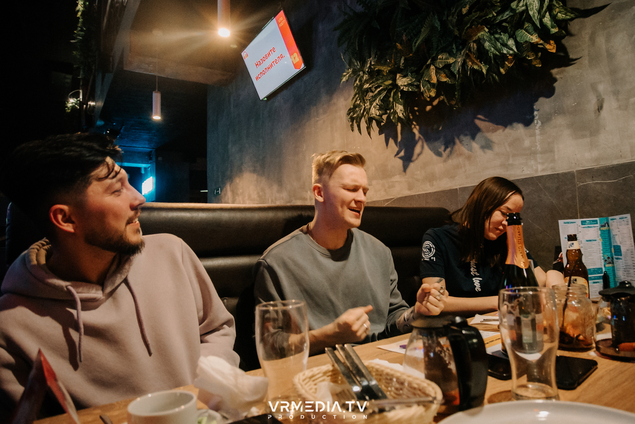 WoW QuiZ в баре «DOSKI»