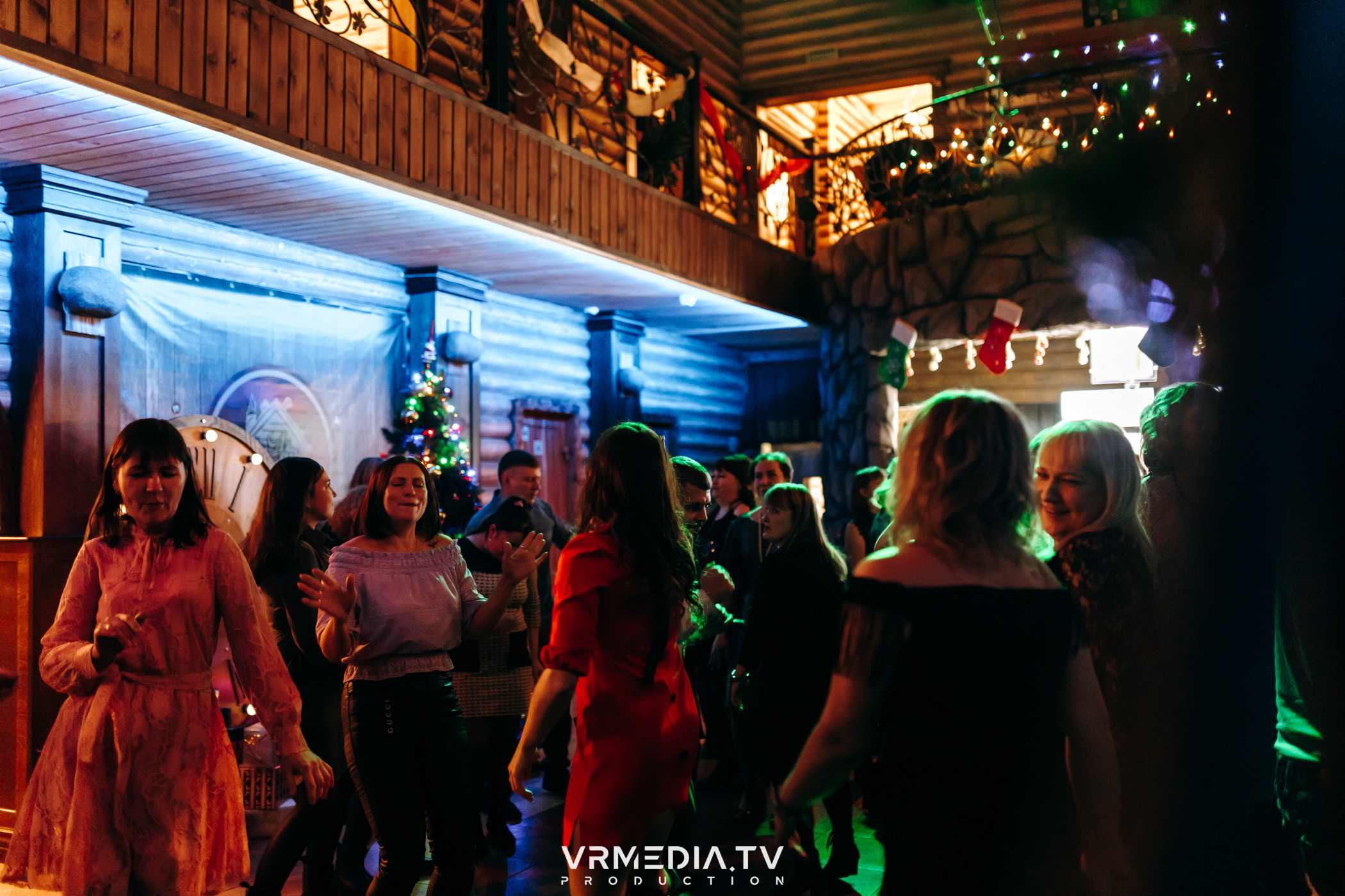 Новогодний вечер «У Петровича»