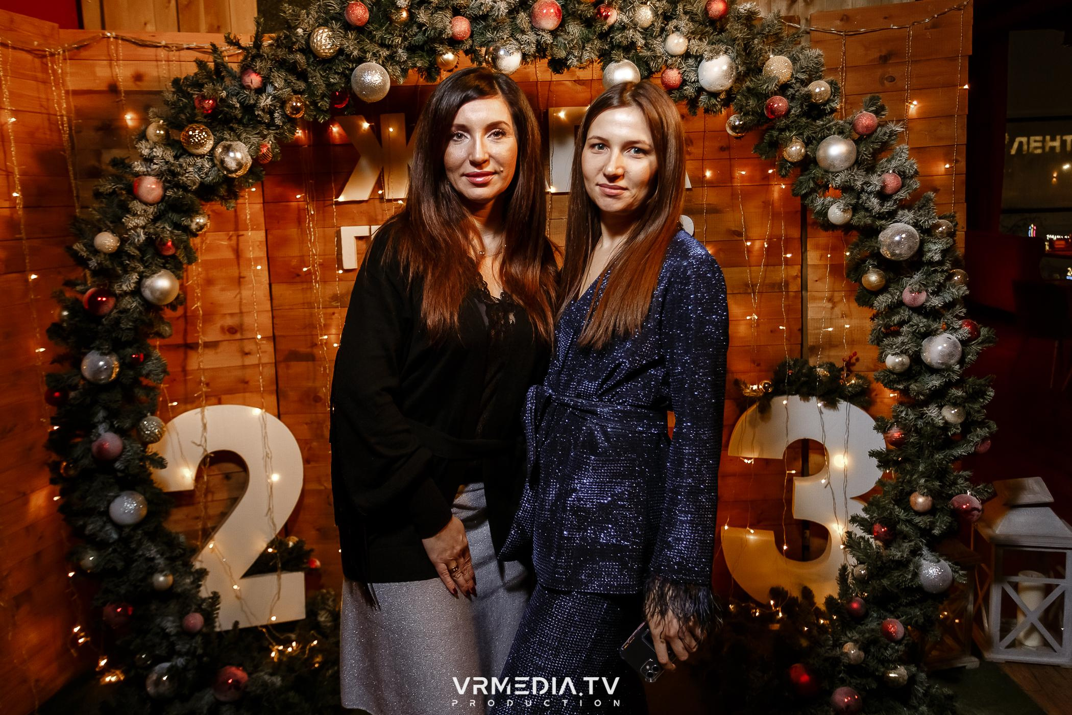 Жаркий новогодний корпоратив в гриль-баре «Жара»