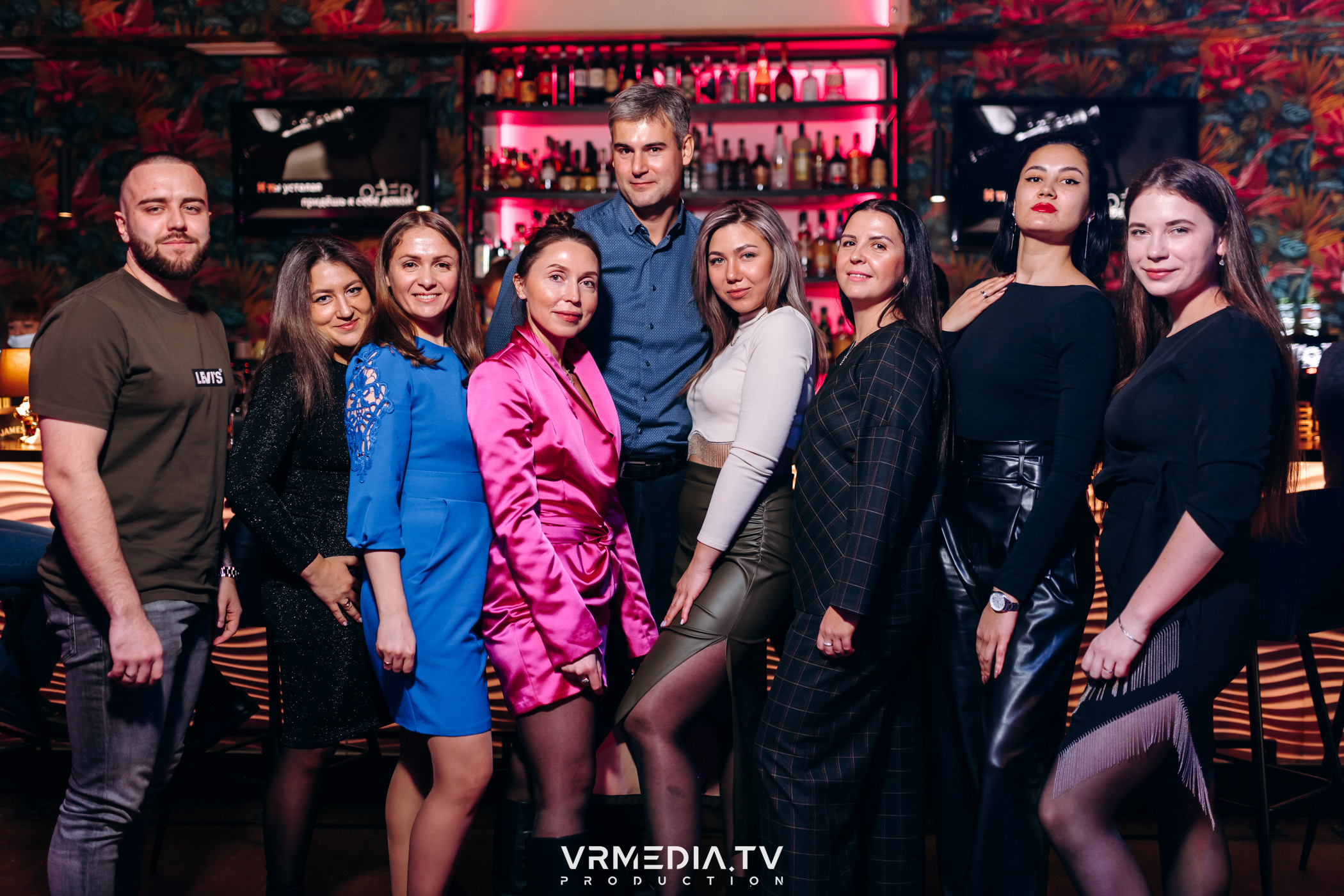 Новогодние корпоративы в караоке-баре «Опера»