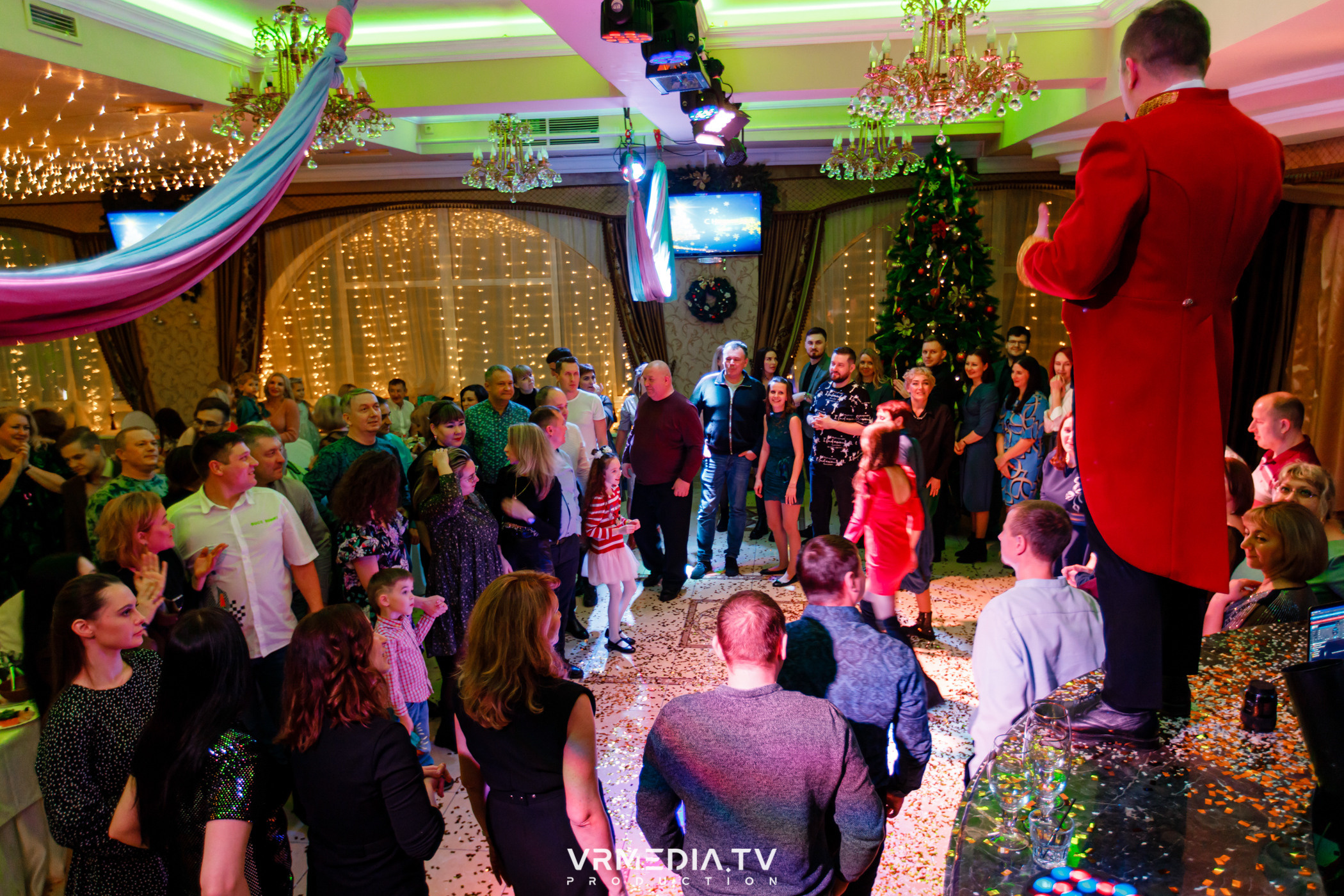 «Новогодний Мюзикл» в ресторане «Лазурный Берег»