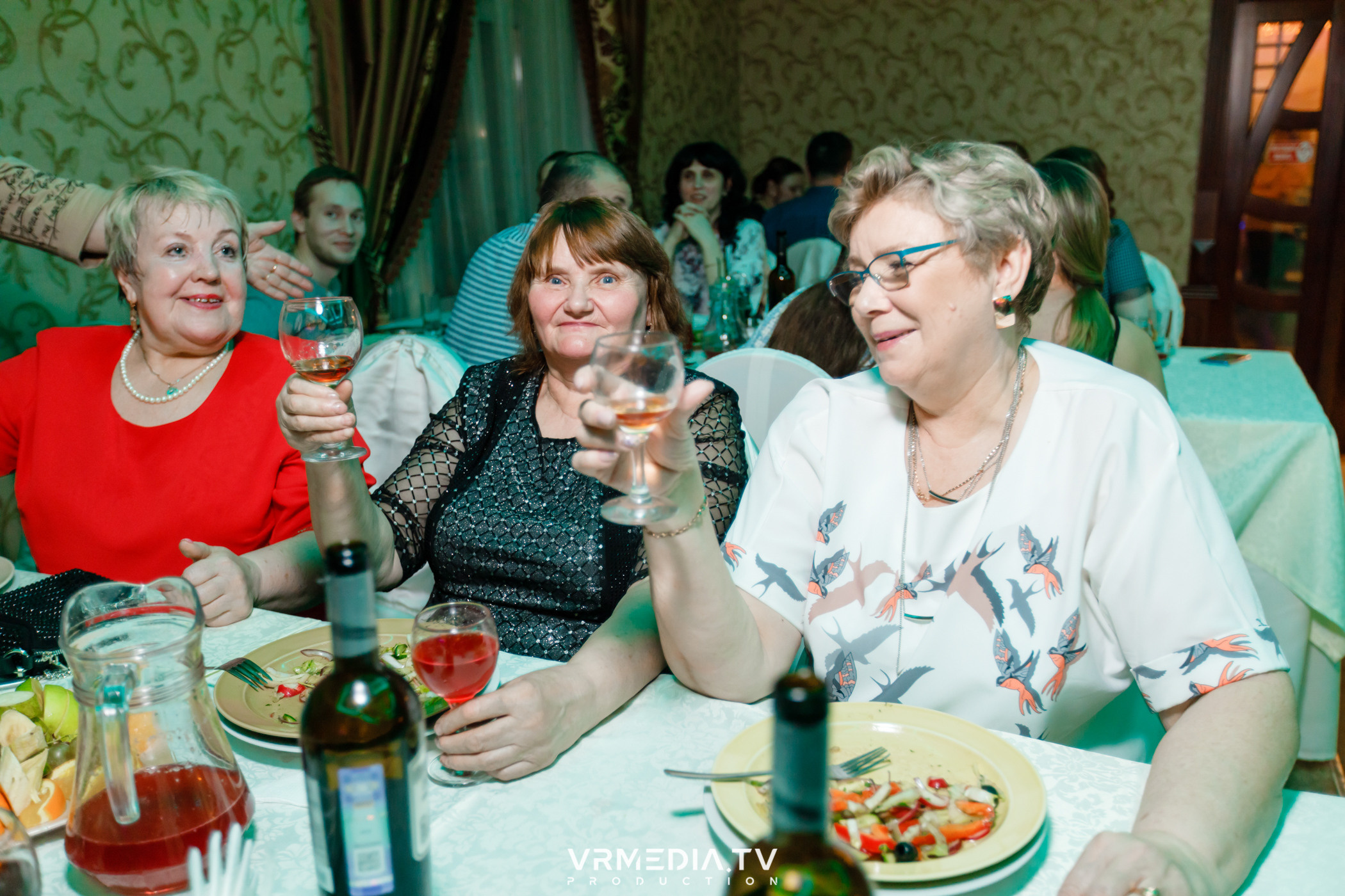 Международный женский день в ресторане «Лазурный Берег»