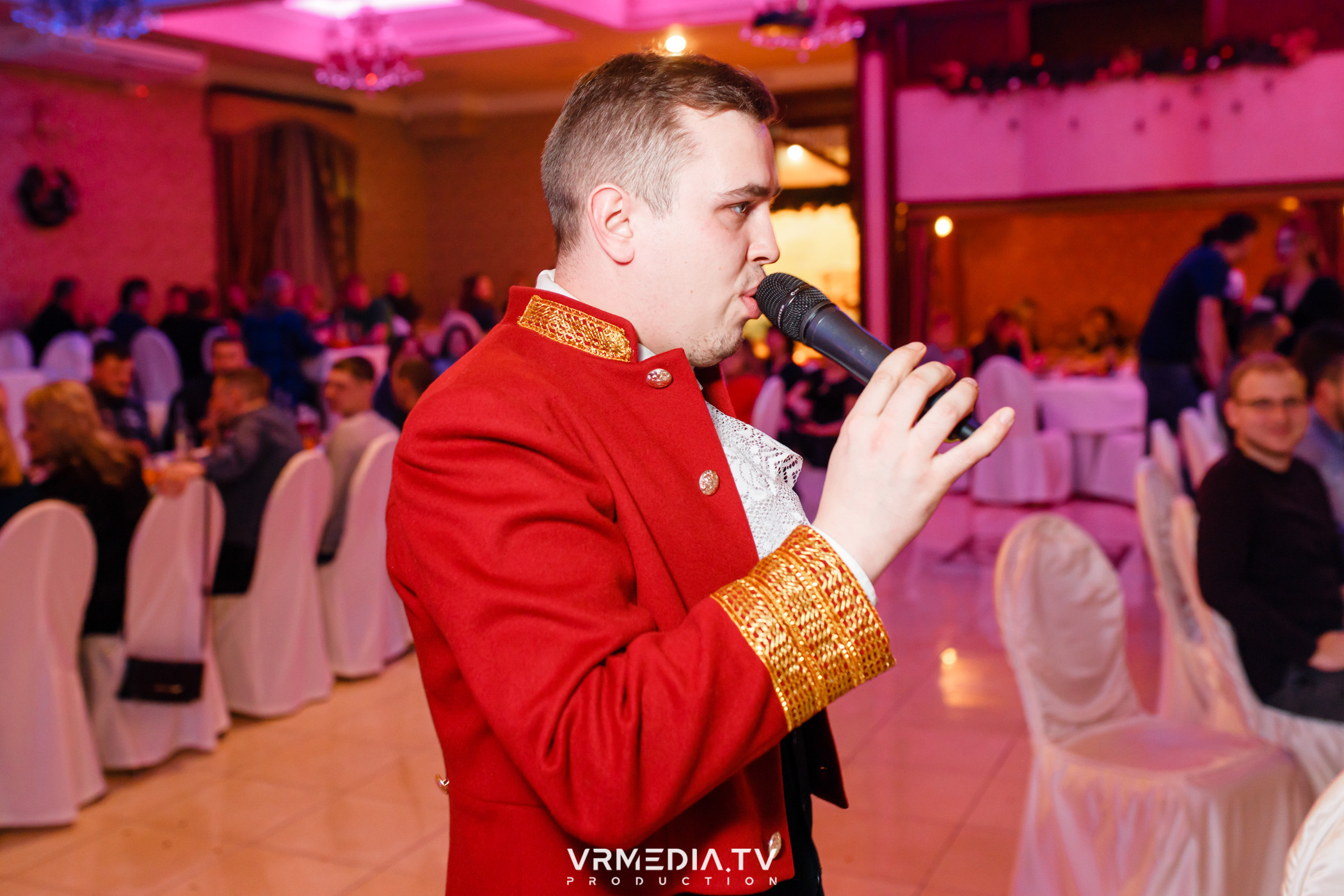 «Новогодний Мюзикл» в ресторане «Лазурный Берег»