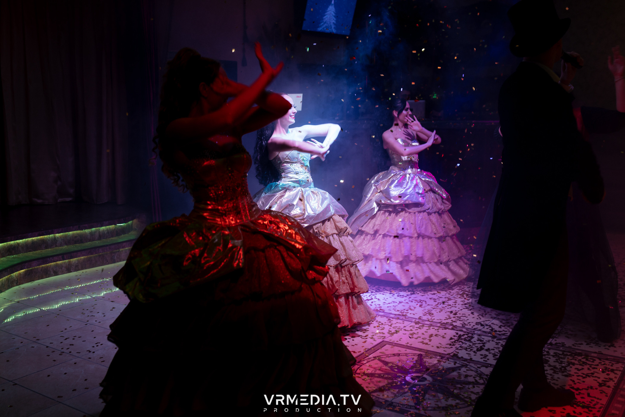 «Новогодний Мюзикл» в ресторане «Лазурный Берег»