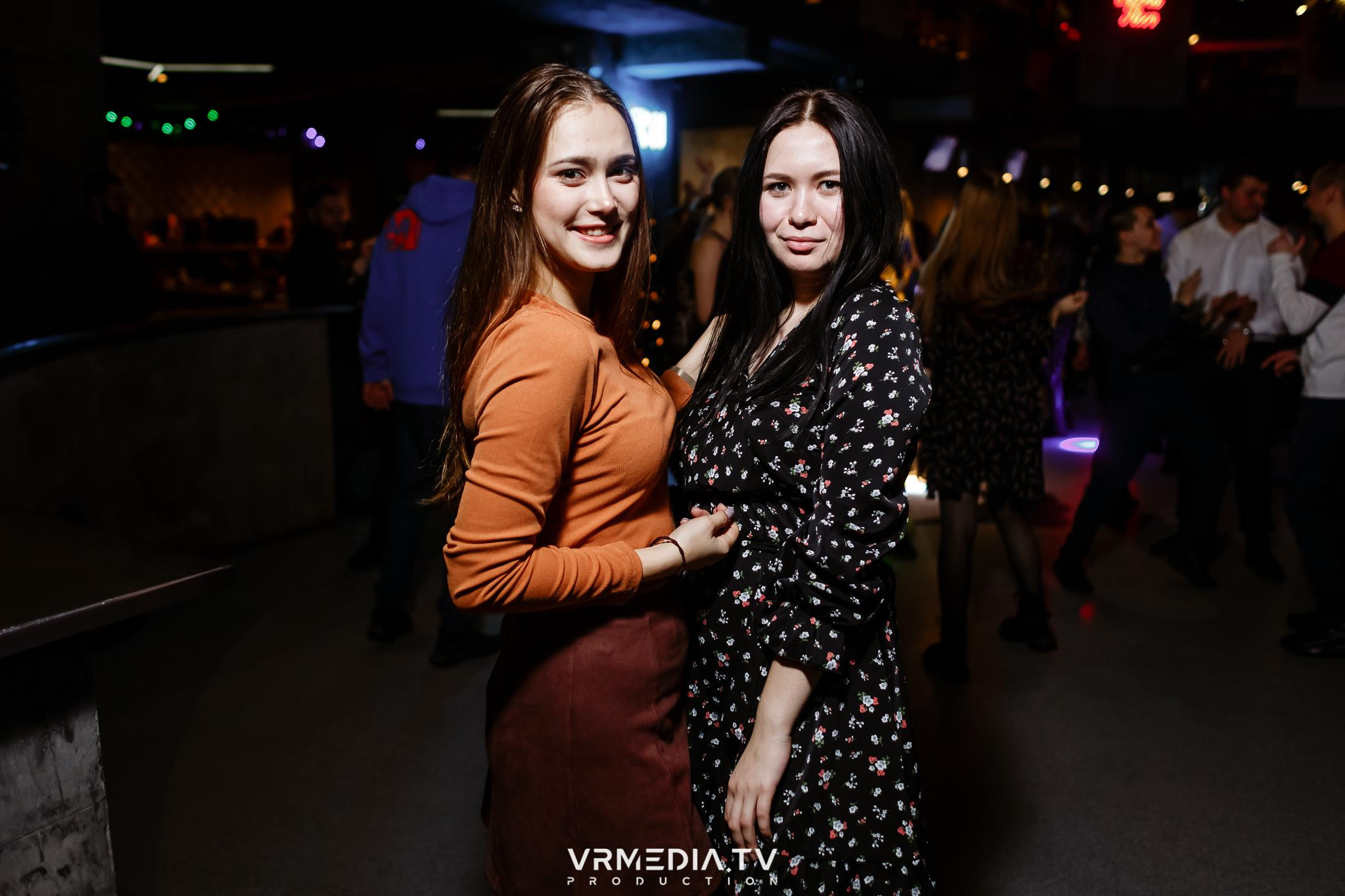 Выходные в баре «DOSKI»