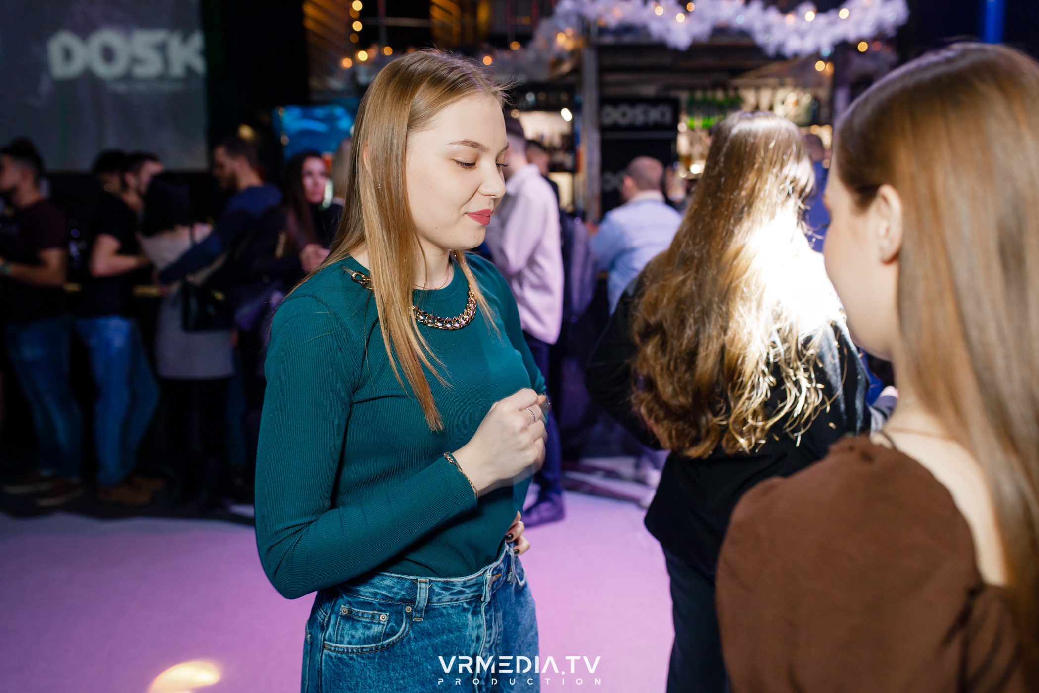 Выходные в баре «DOSKI»