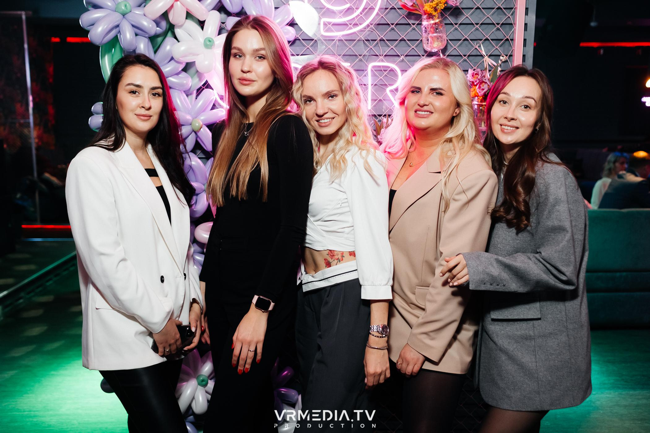 Woman party в караоке-баре «Opera»