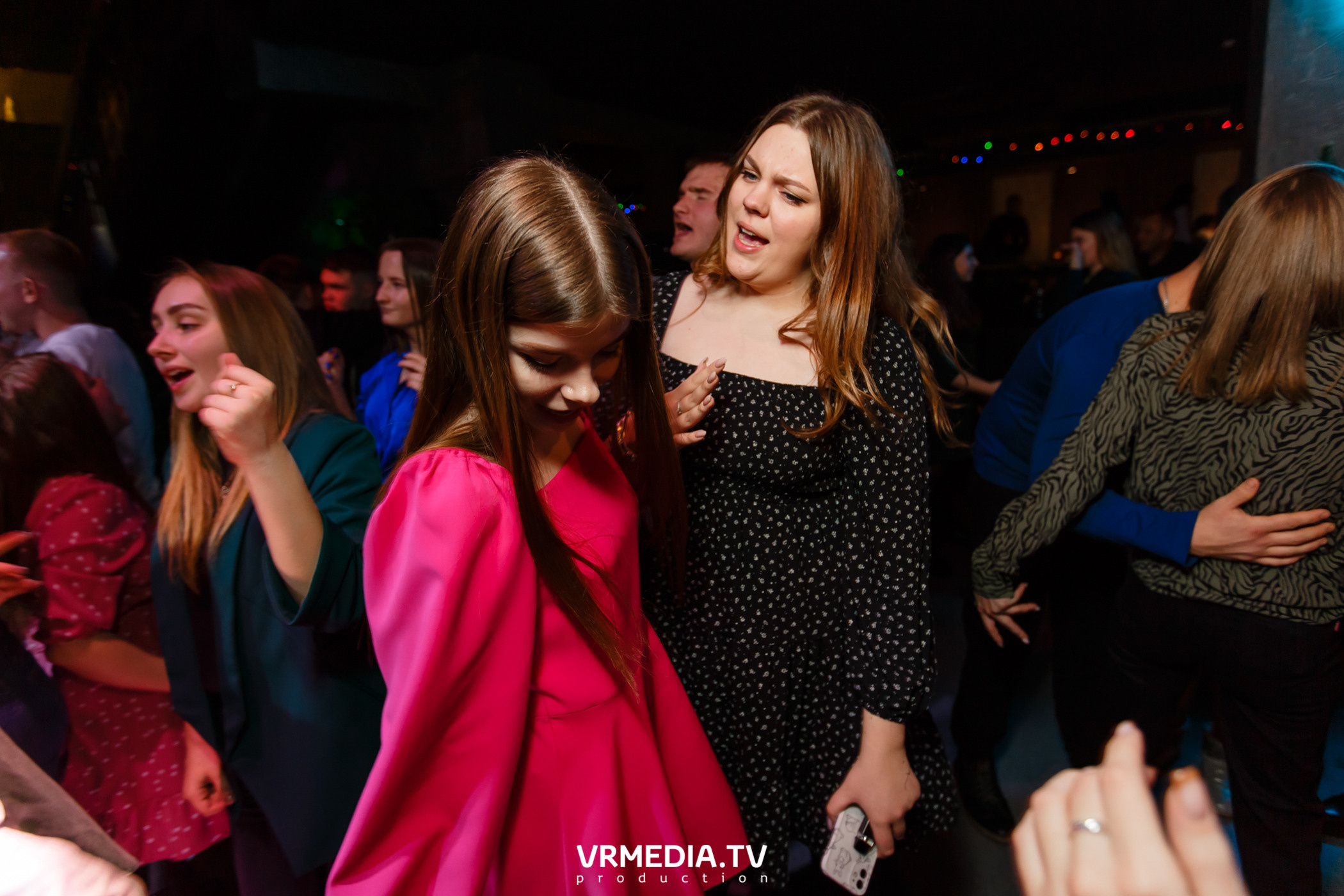 Выходные в баре «DOSKI»