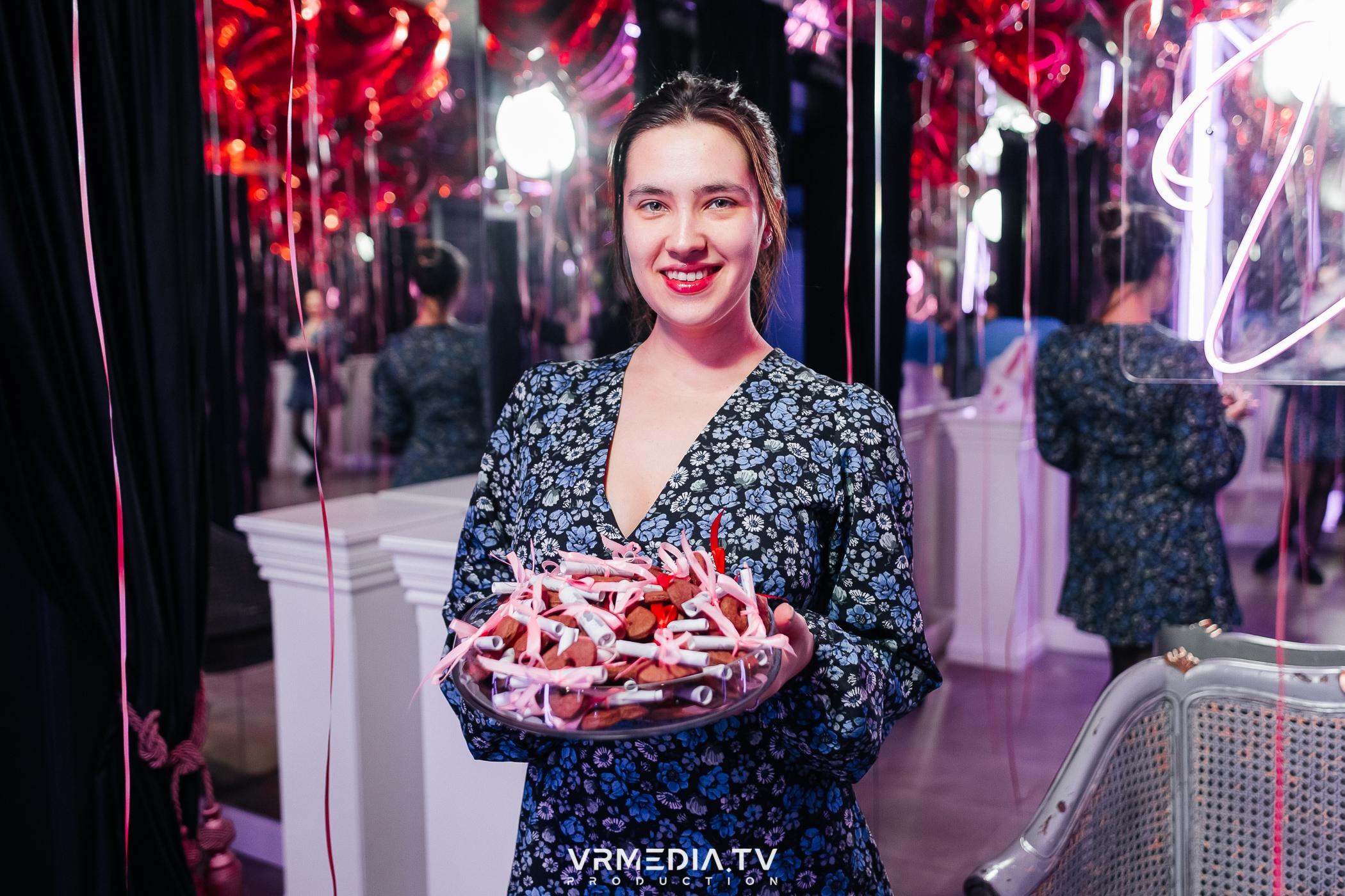 День святого Валентина в караоке-баре «Volna»