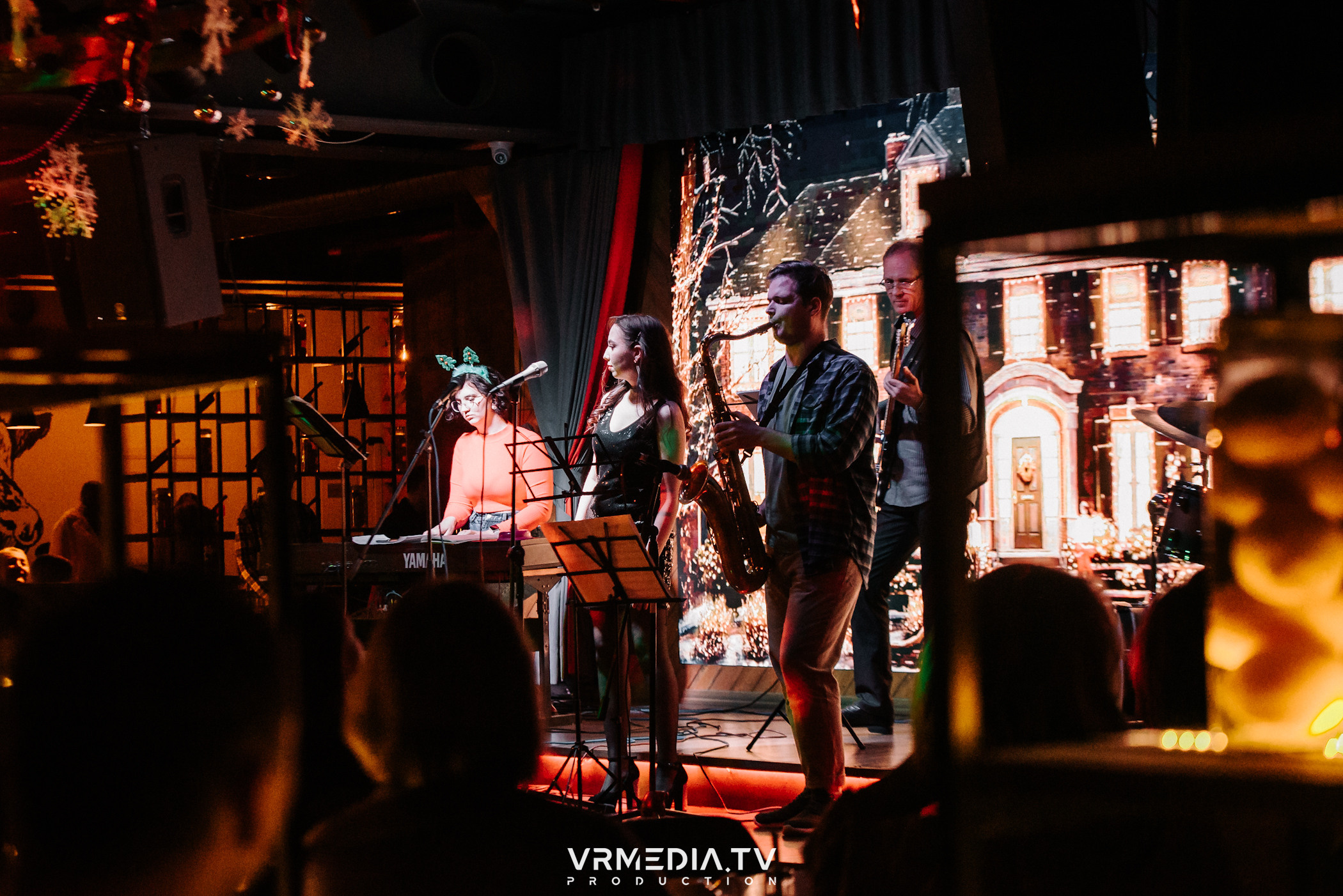 Джазовая среда. Новогодний Jam Session