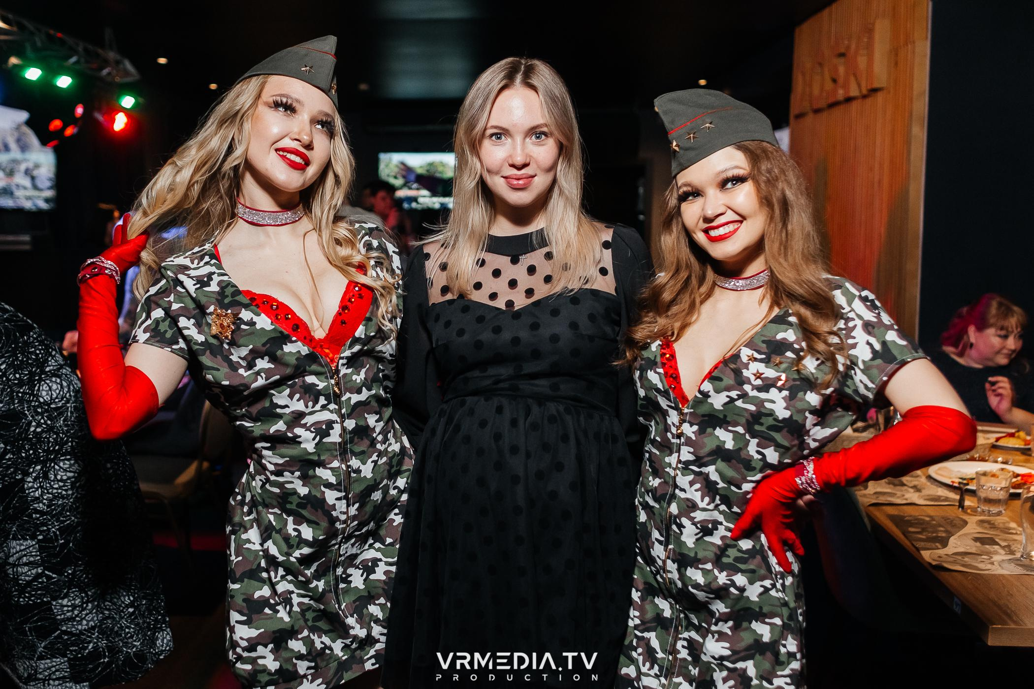 Выходные в баре «DOSKI»