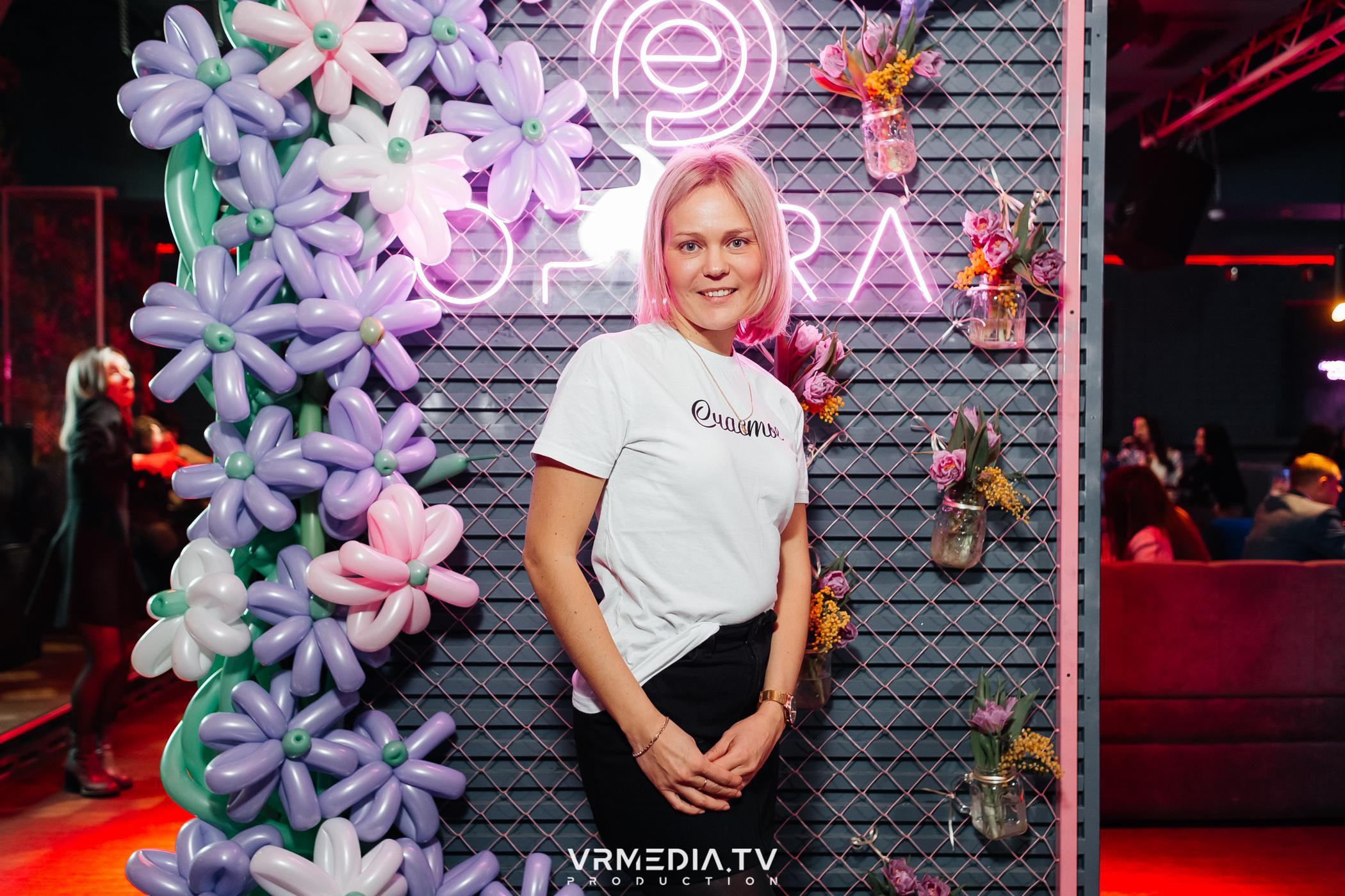 Woman party в караоке-баре «Opera»