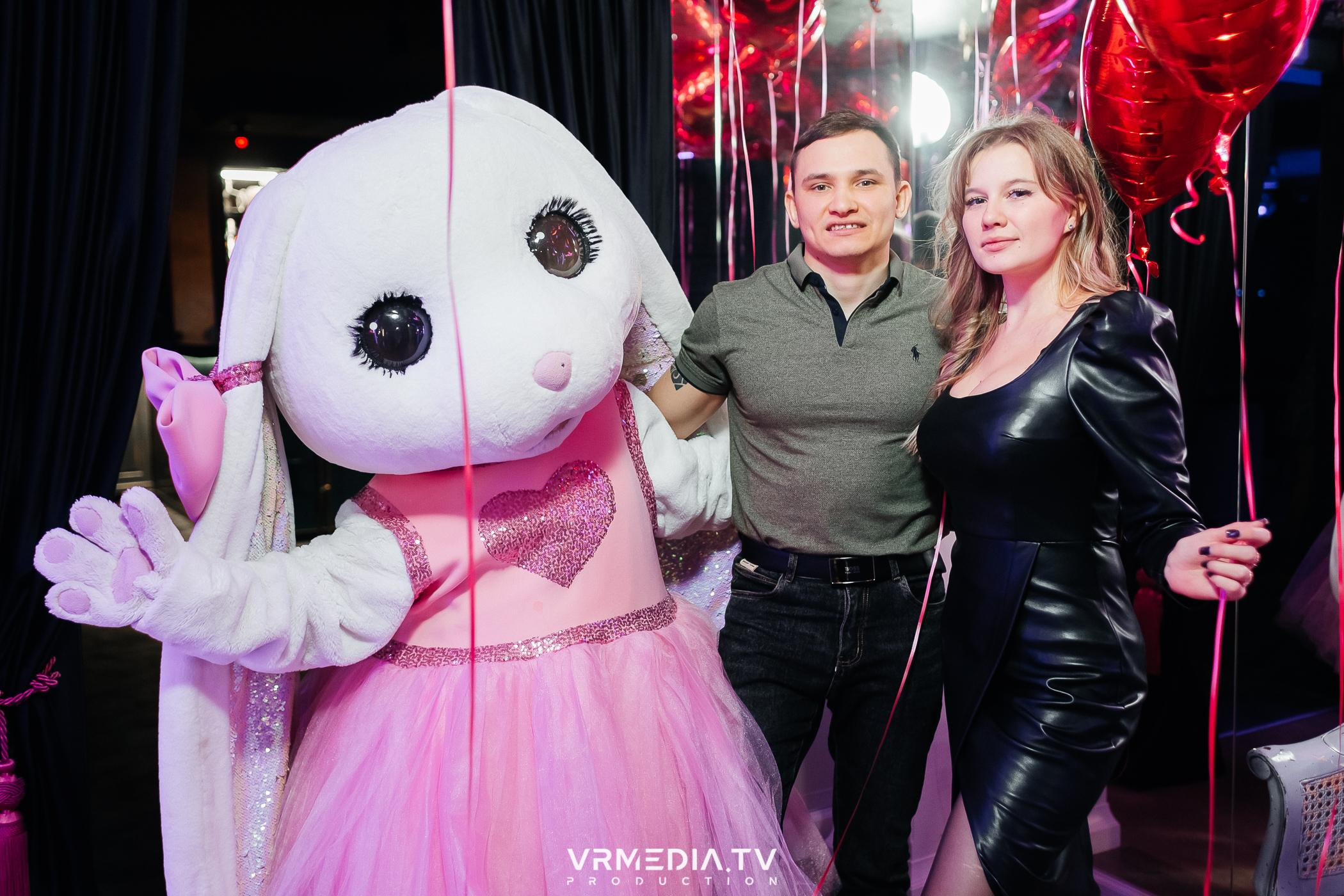 День святого Валентина в караоке-баре «Volna»