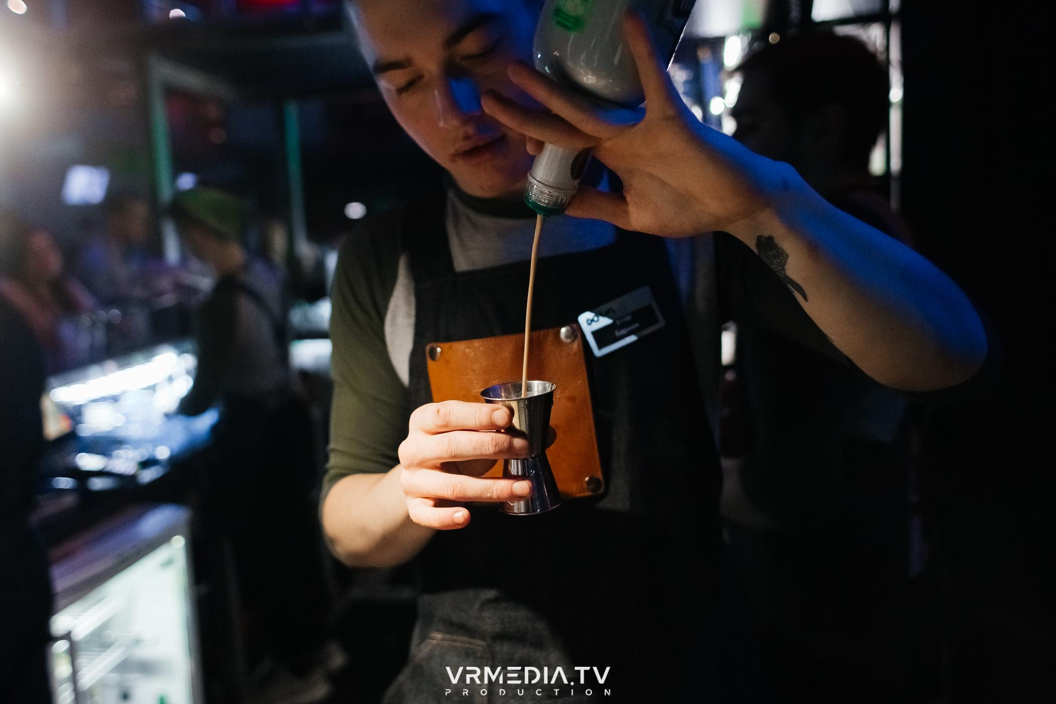 Выходные в баре «DOSKI»