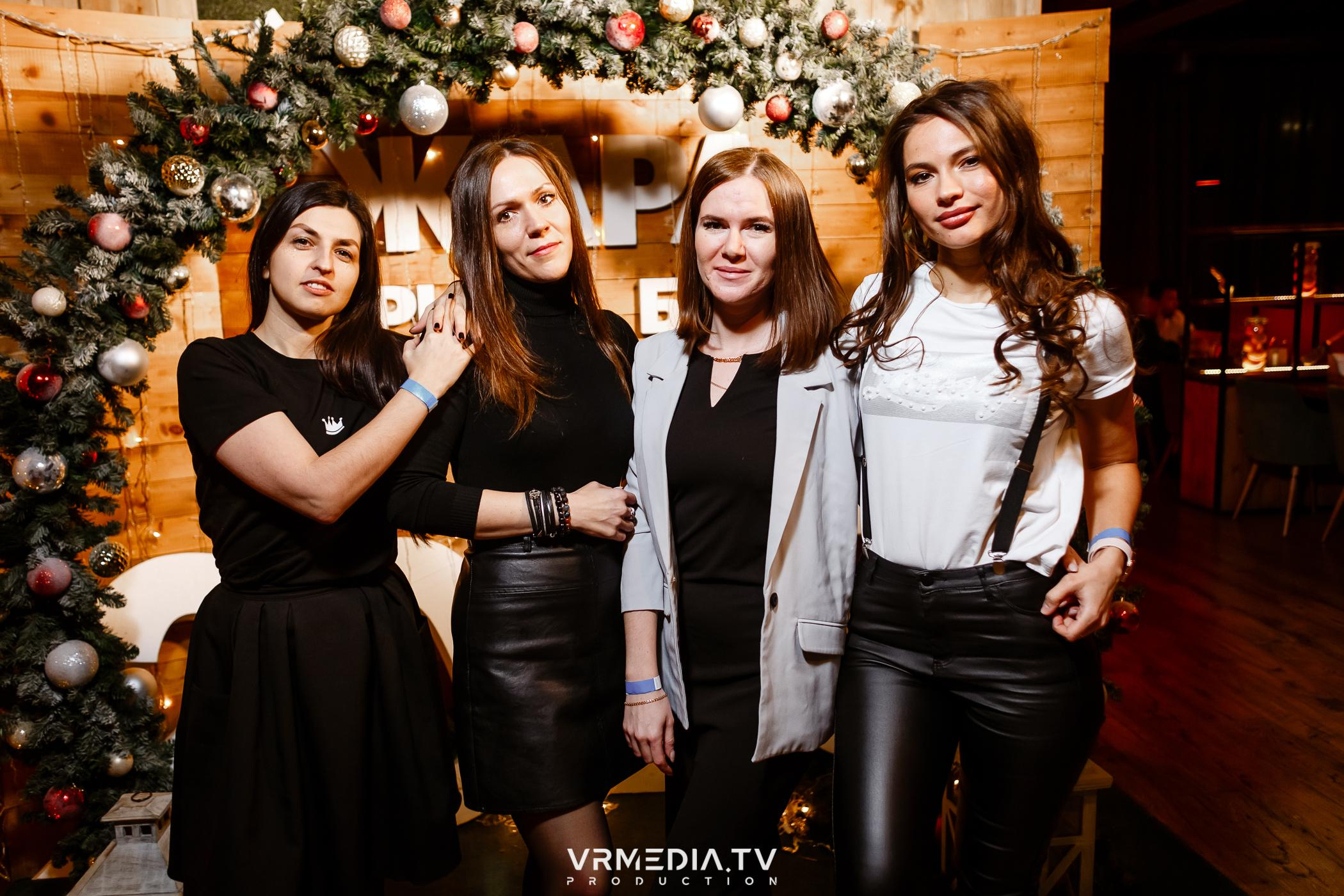 #НОВОГОДНИЕЖАРКИЕДНИИНОЧИ в гриль-баре «Жара»