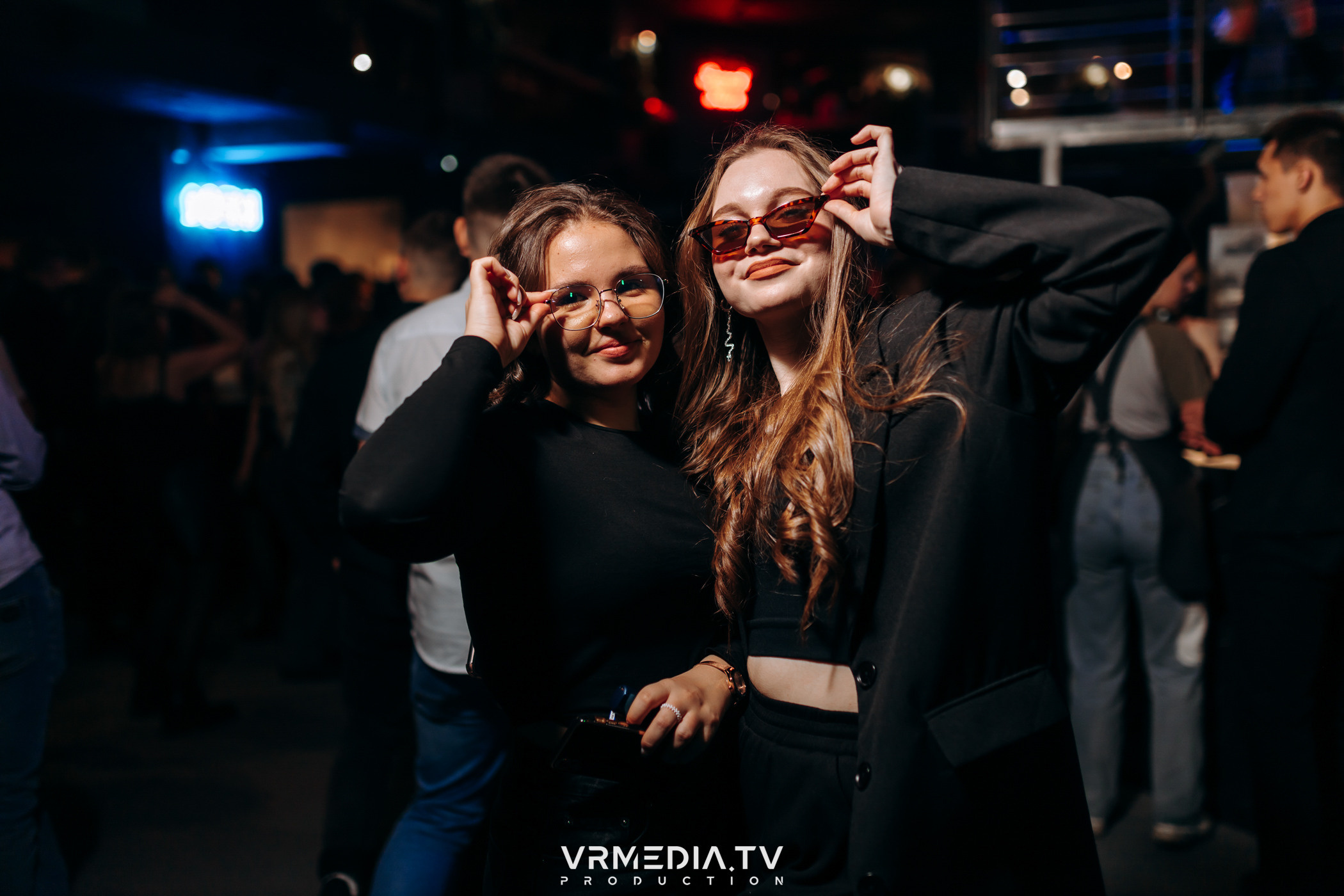 Выходные в баре «DOSKI»