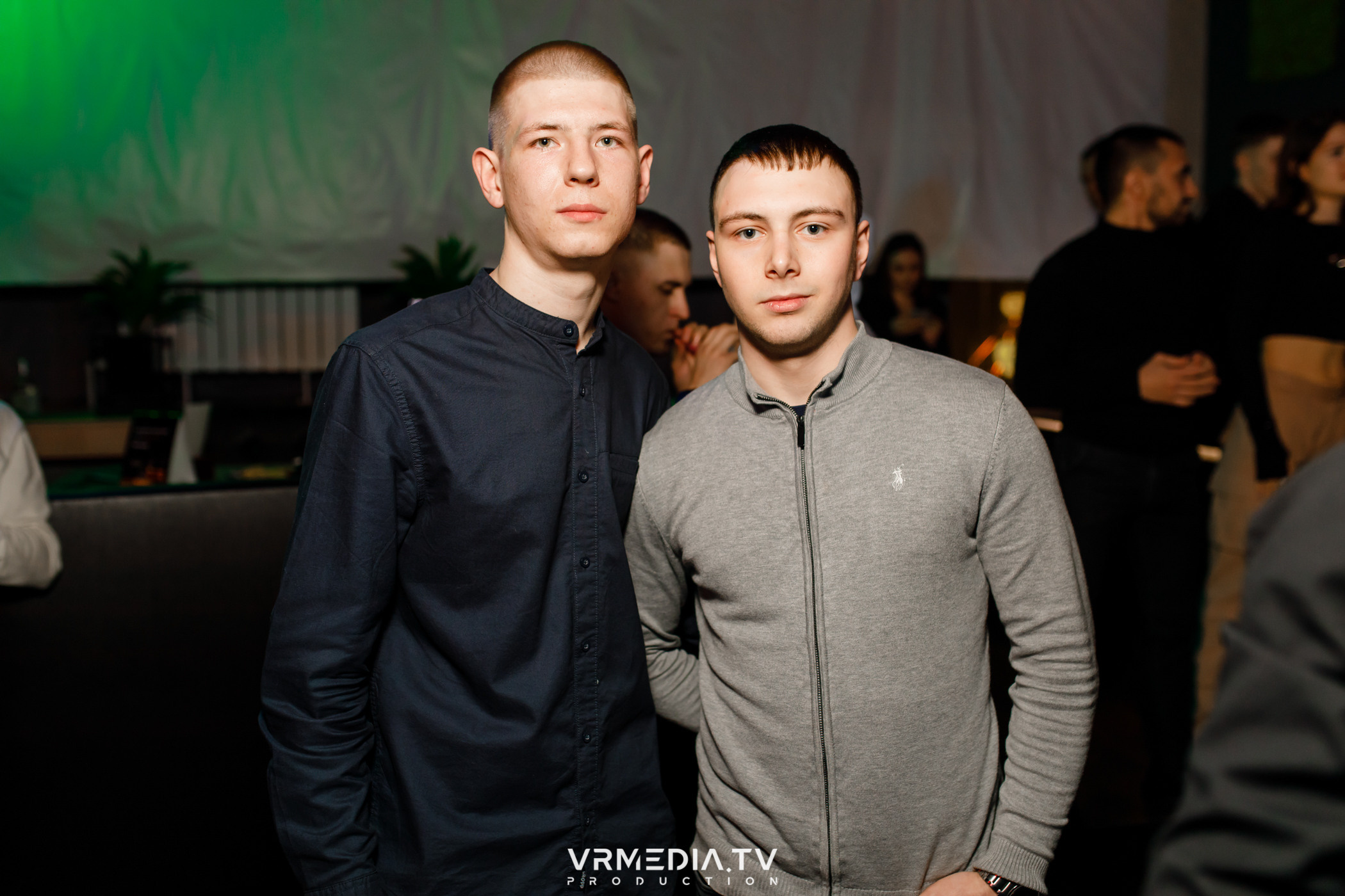 Выходные в баре «DOSKI»