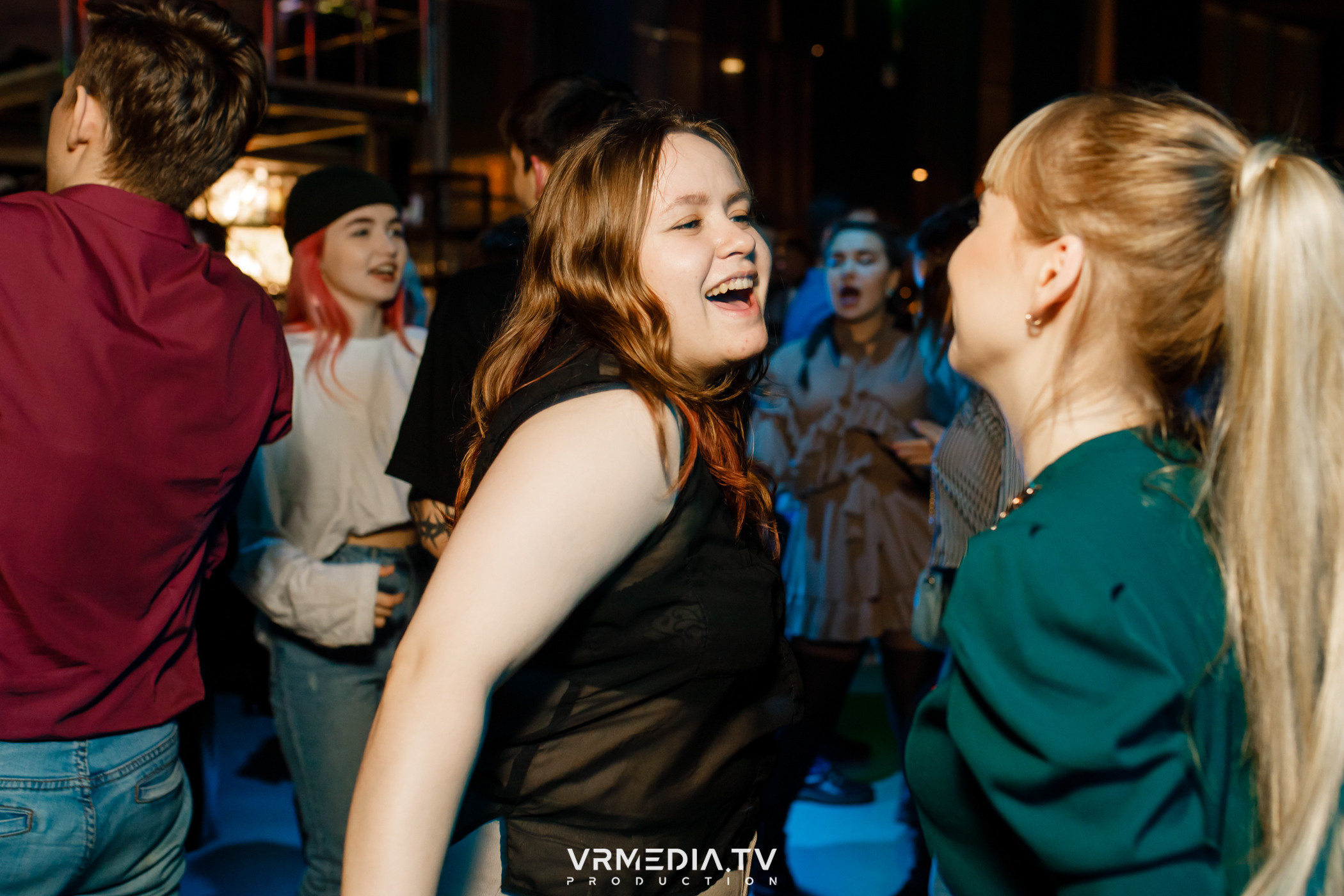 Выходные в баре «DOSKI»