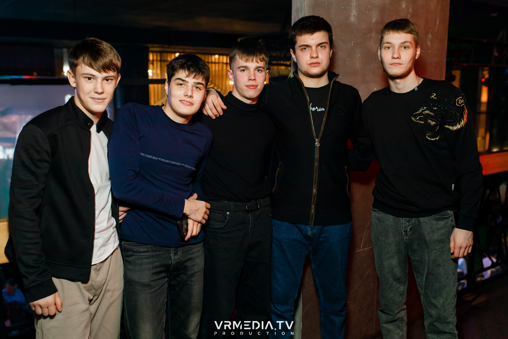 Выходные в баре «DOSKI»