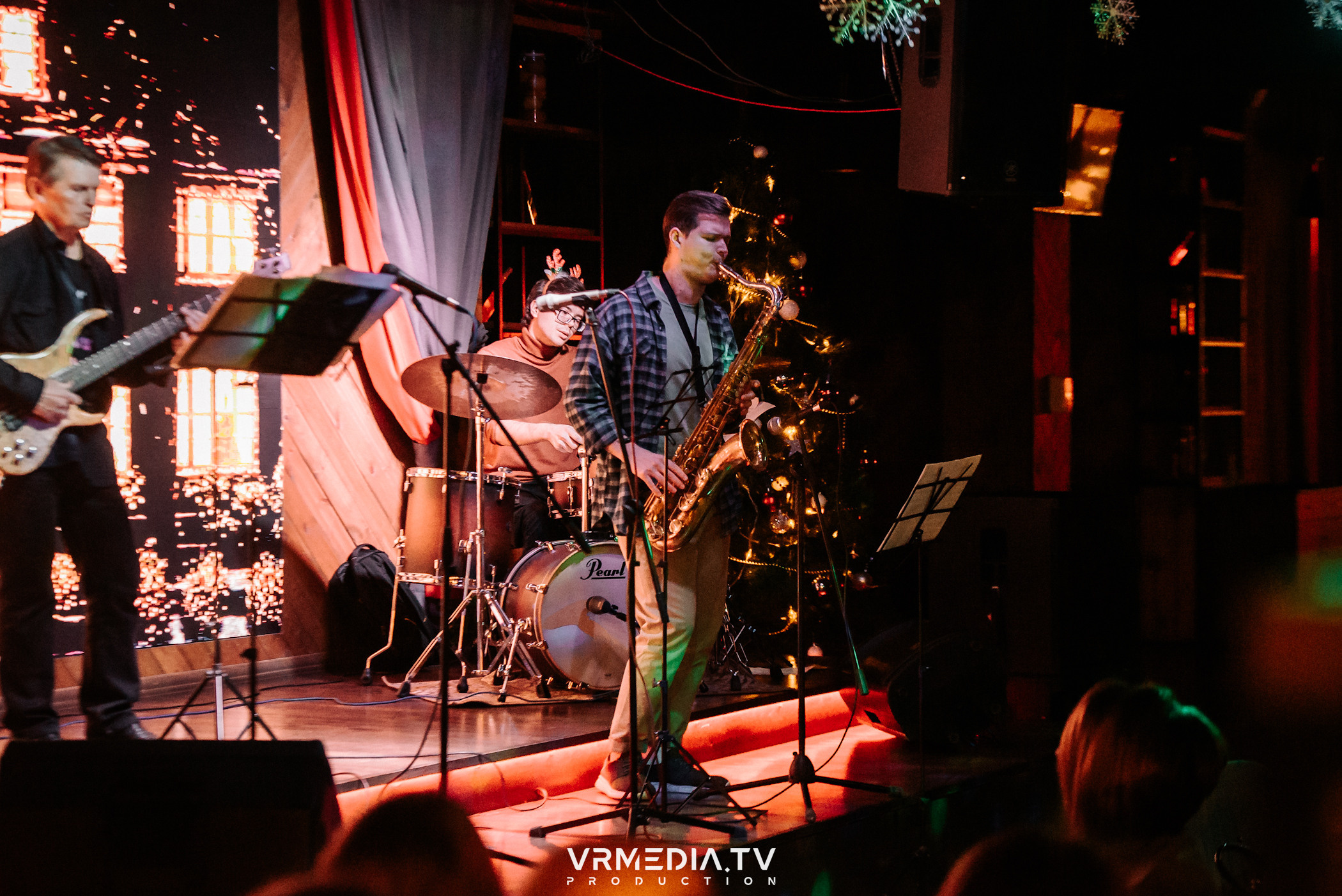 Джазовая среда. Новогодний Jam Session