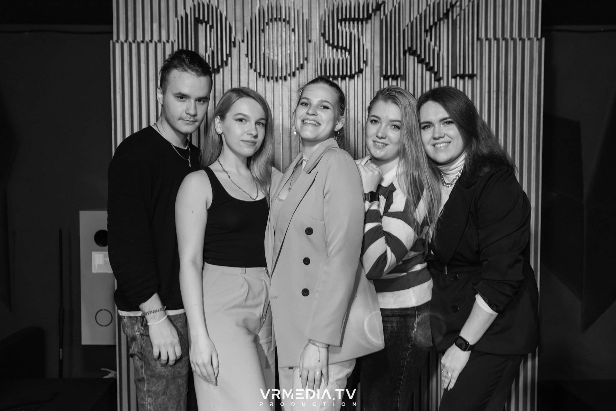 Выходные в баре «DOSKI»