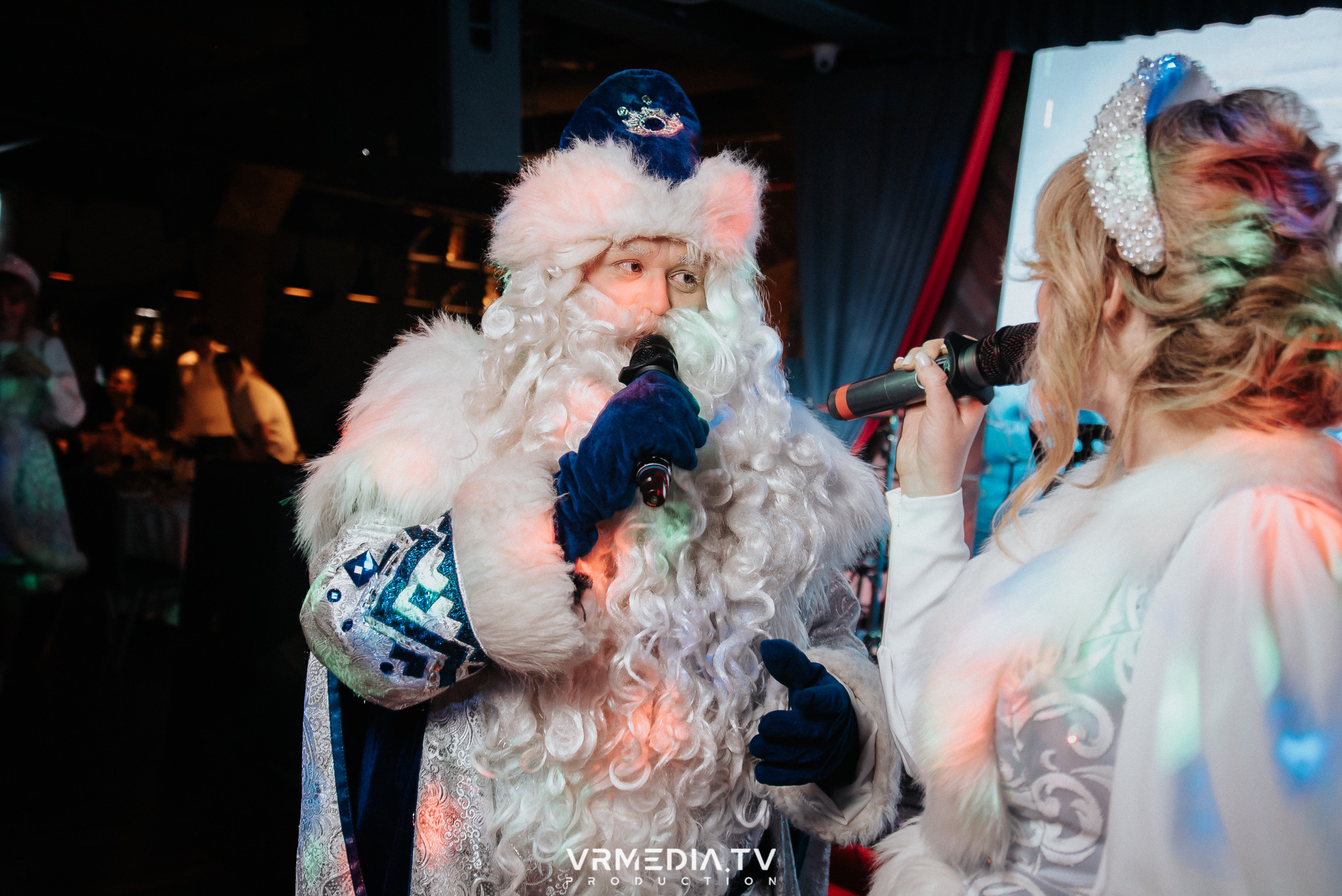 Жаркий новогодний корпоратив в гриль-баре «Жара»