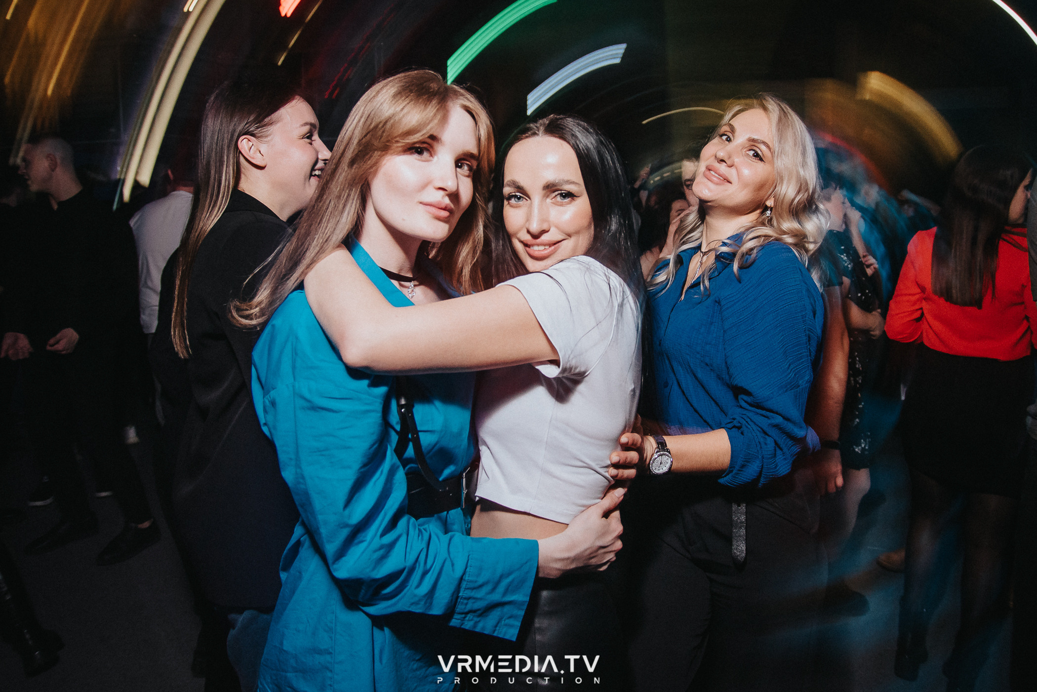 Выходные в баре «DOSKI»