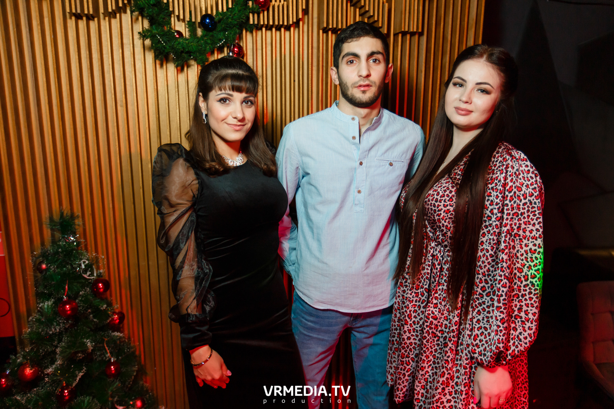 Выходные в баре «DOSKI»