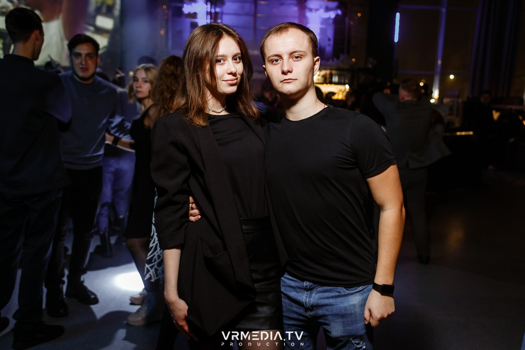 Выходные в баре «DOSKI»