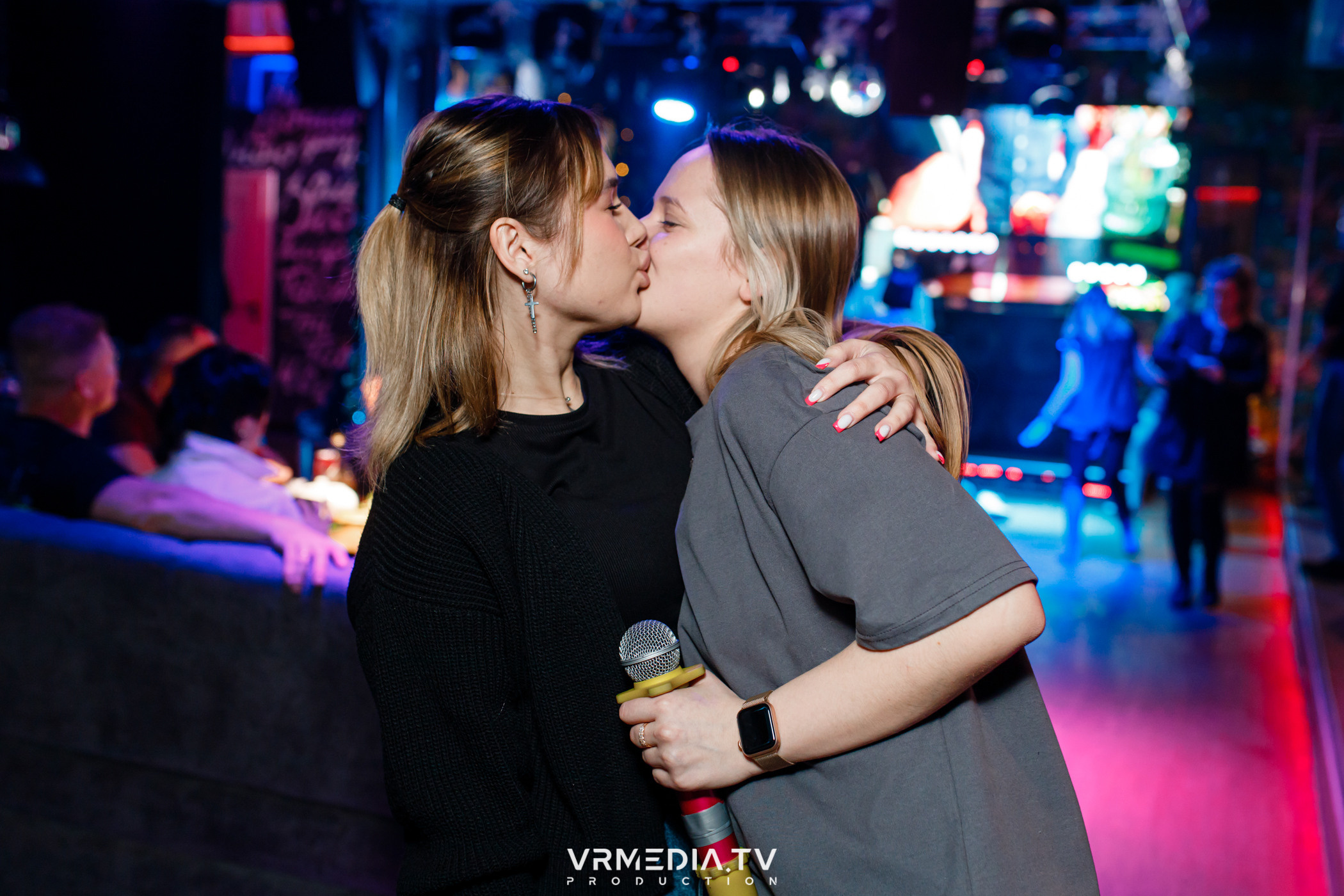 Выходные в караоке-баре «Опера»