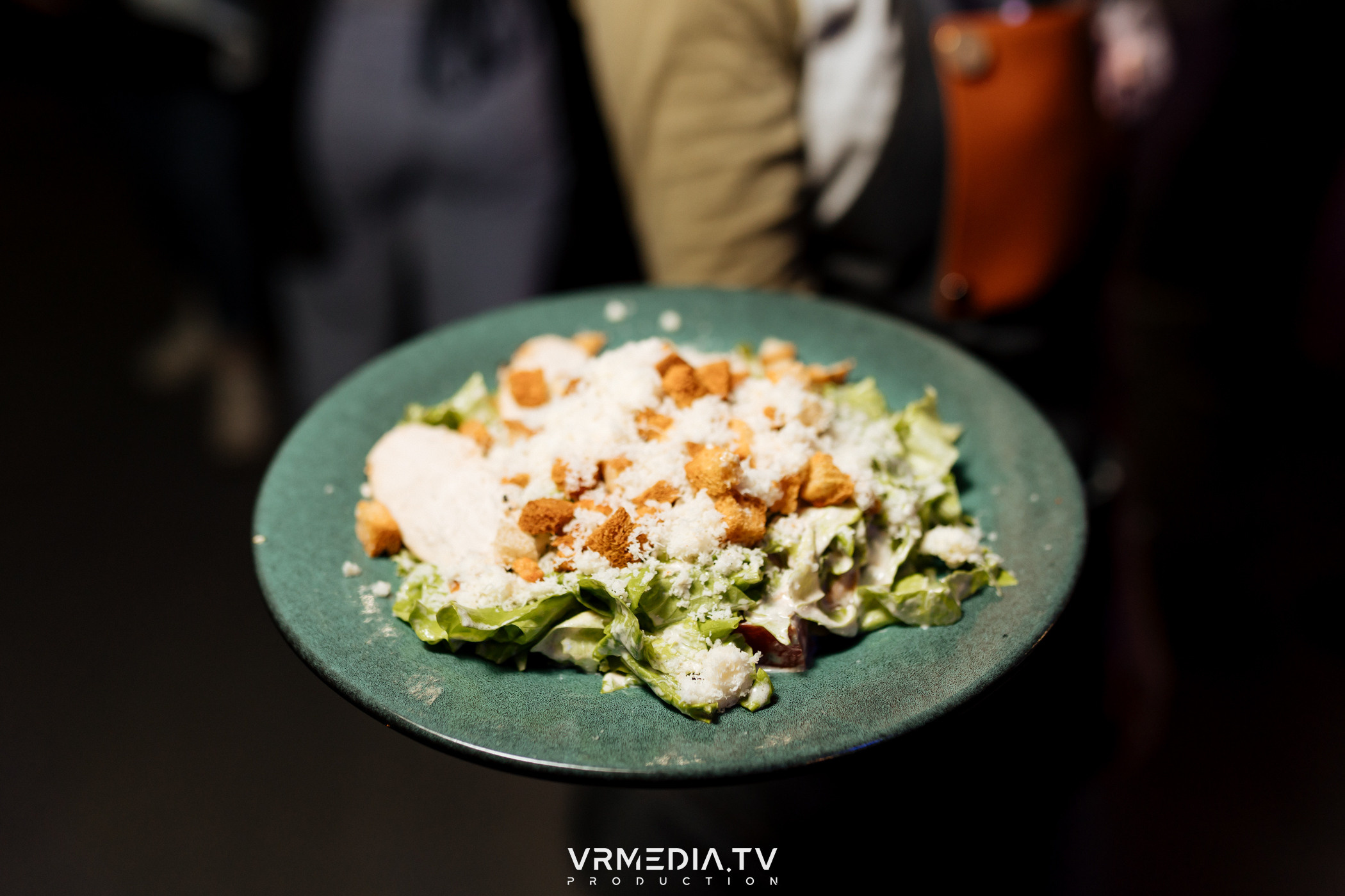 Выходные в баре «DOSKI»