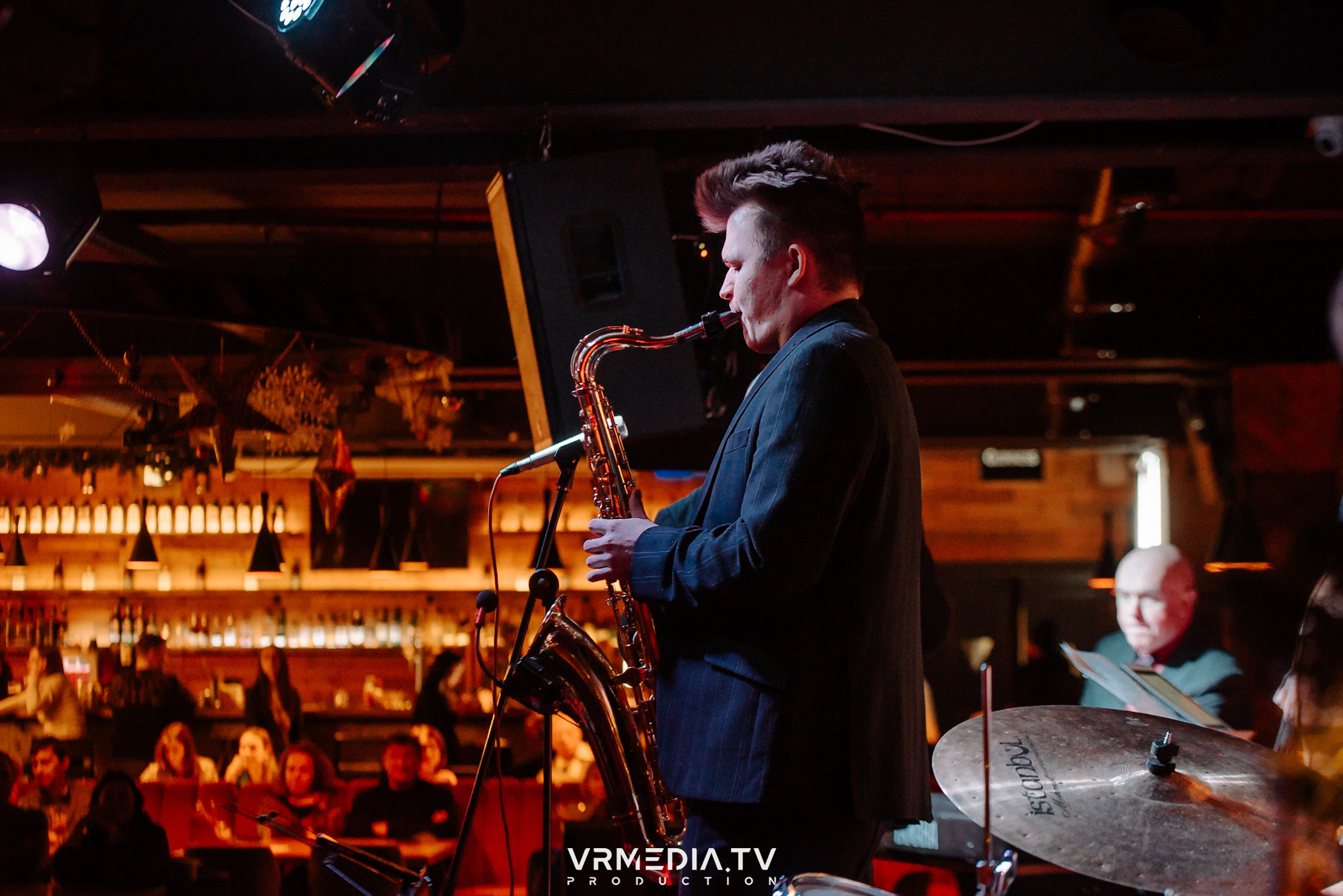 Джазовая среда: Певец Мистер Мелвин (Франция)