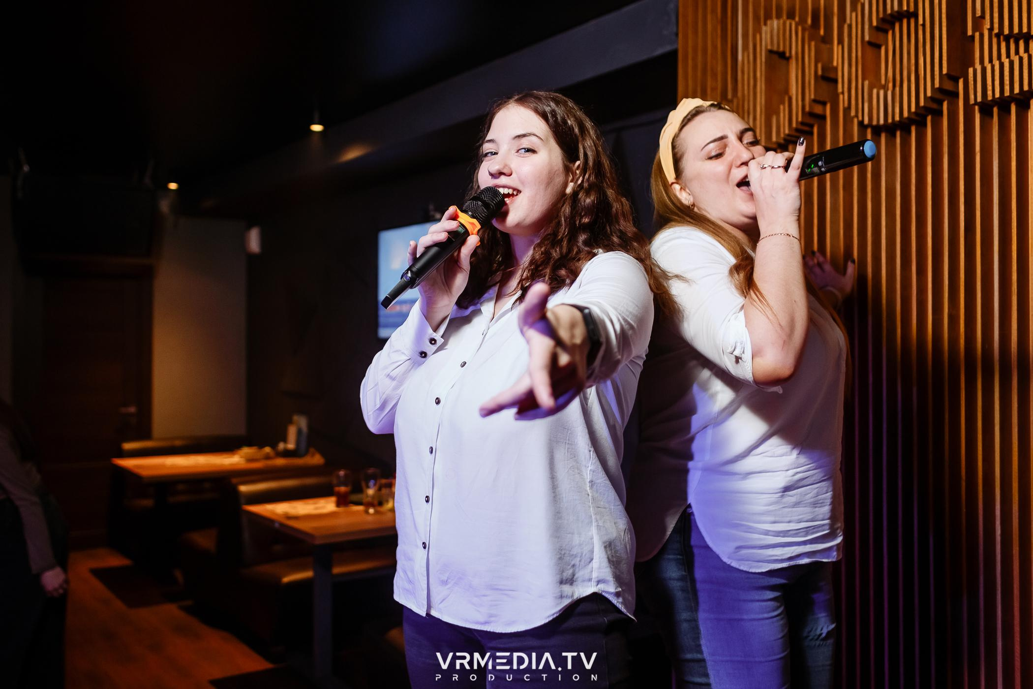 Выходные в баре «DOSKI»