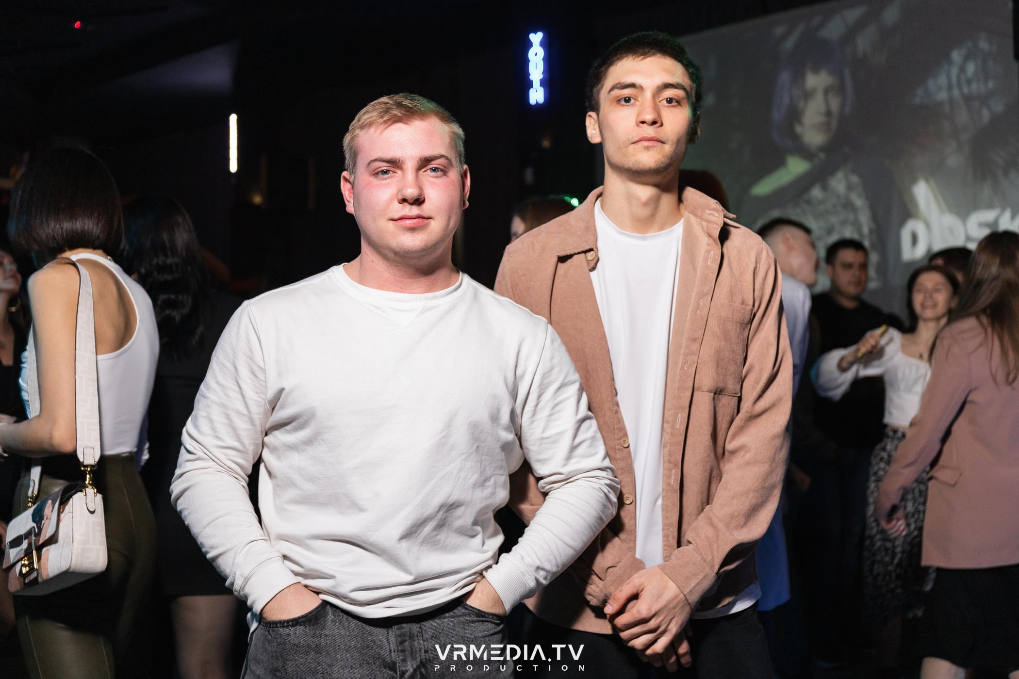 Выходные в баре «DOSKI»