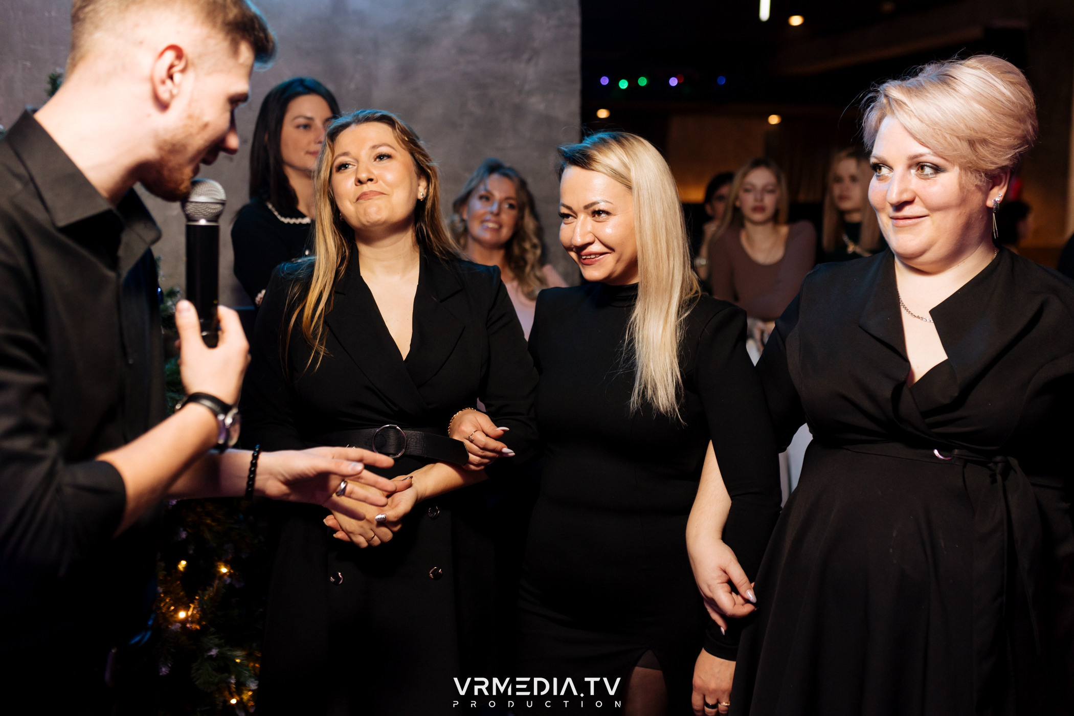 Выходные в баре «DOSKI»