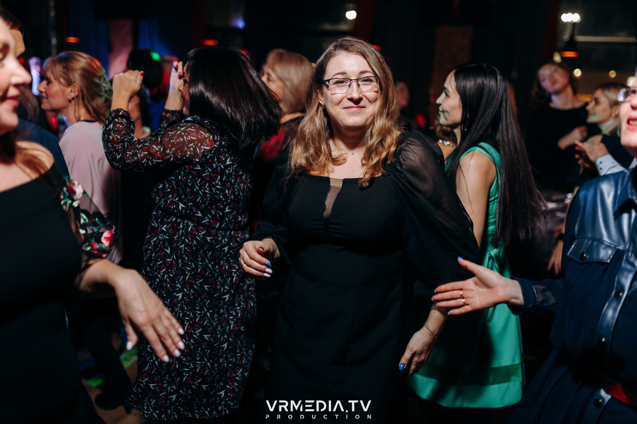 Жаркий новогодний корпоратив в гриль-баре «Жара»